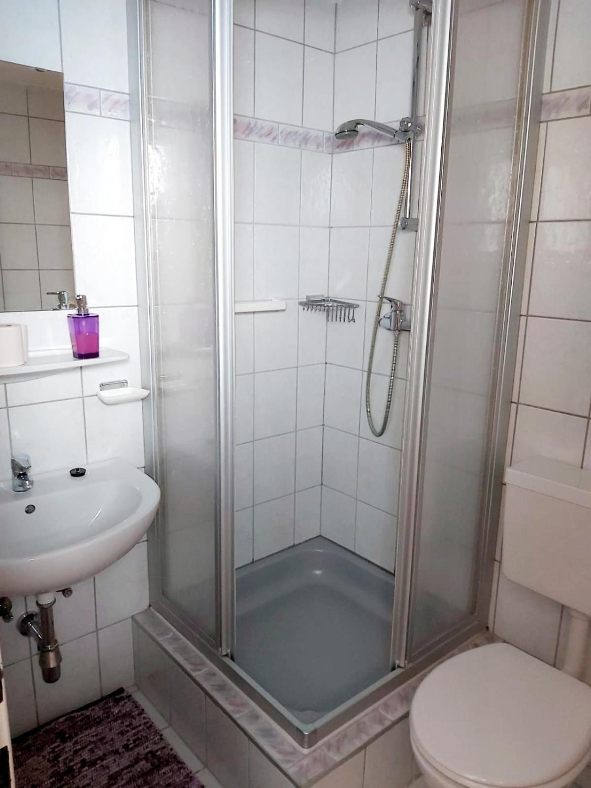 One-Bedroom Apartment - Photo 13