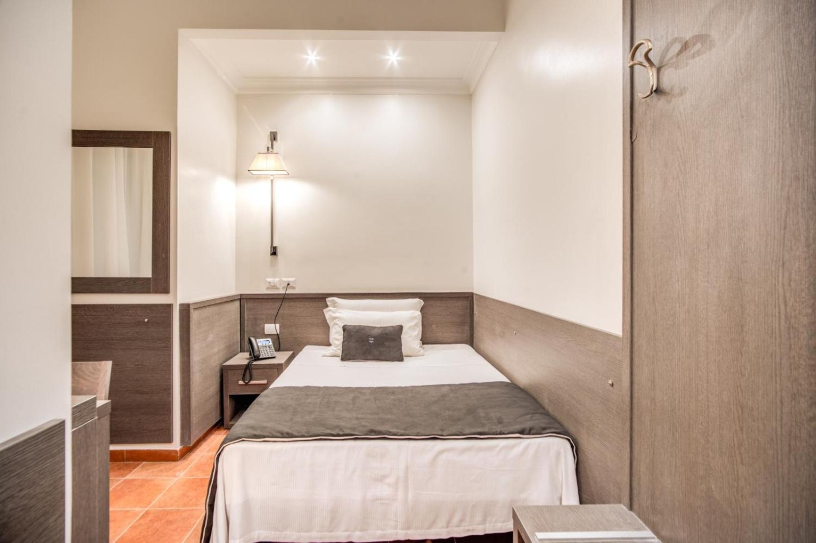 Economy Double Room photo 1
