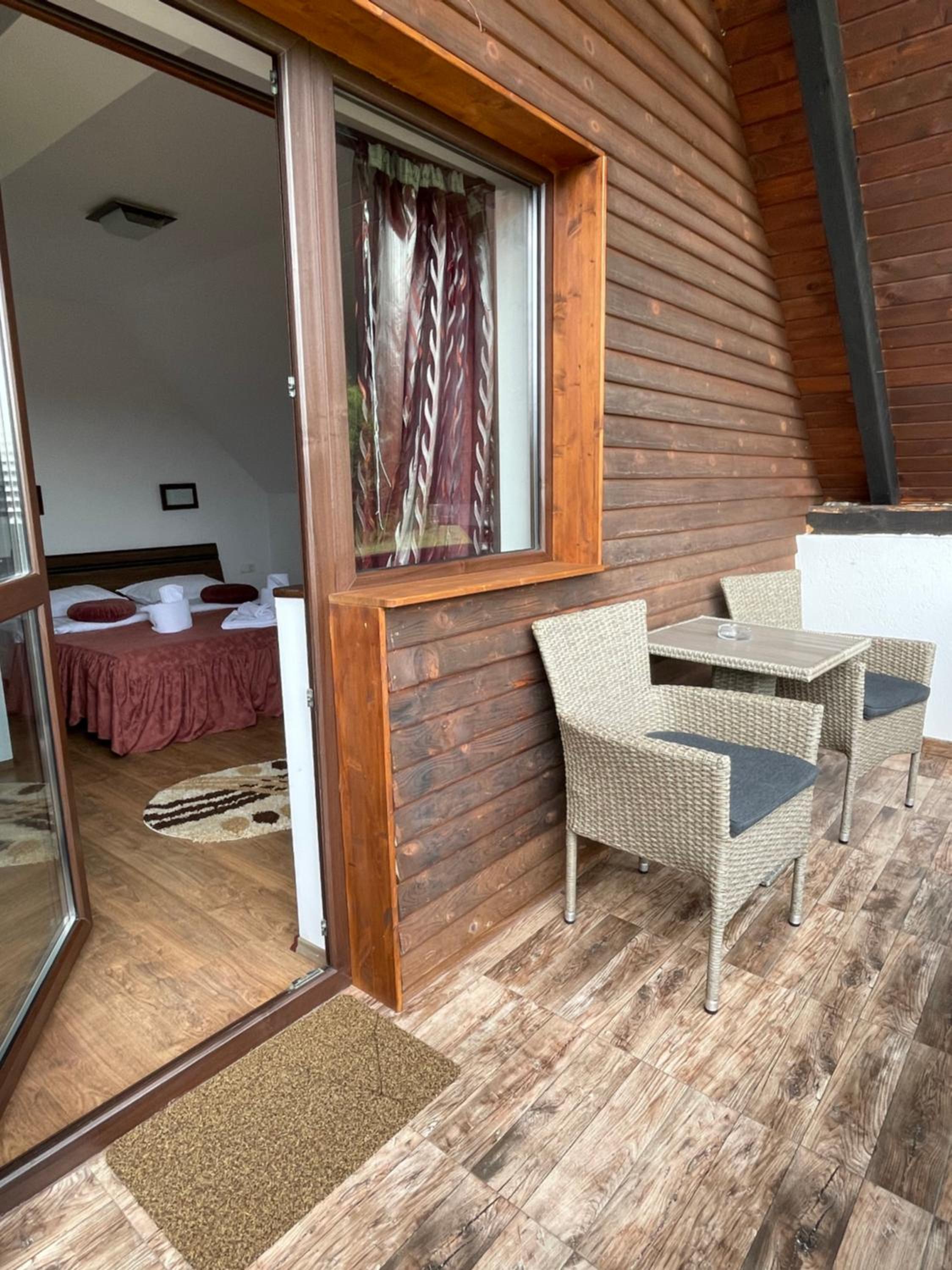 Suite with Lake View photo 3