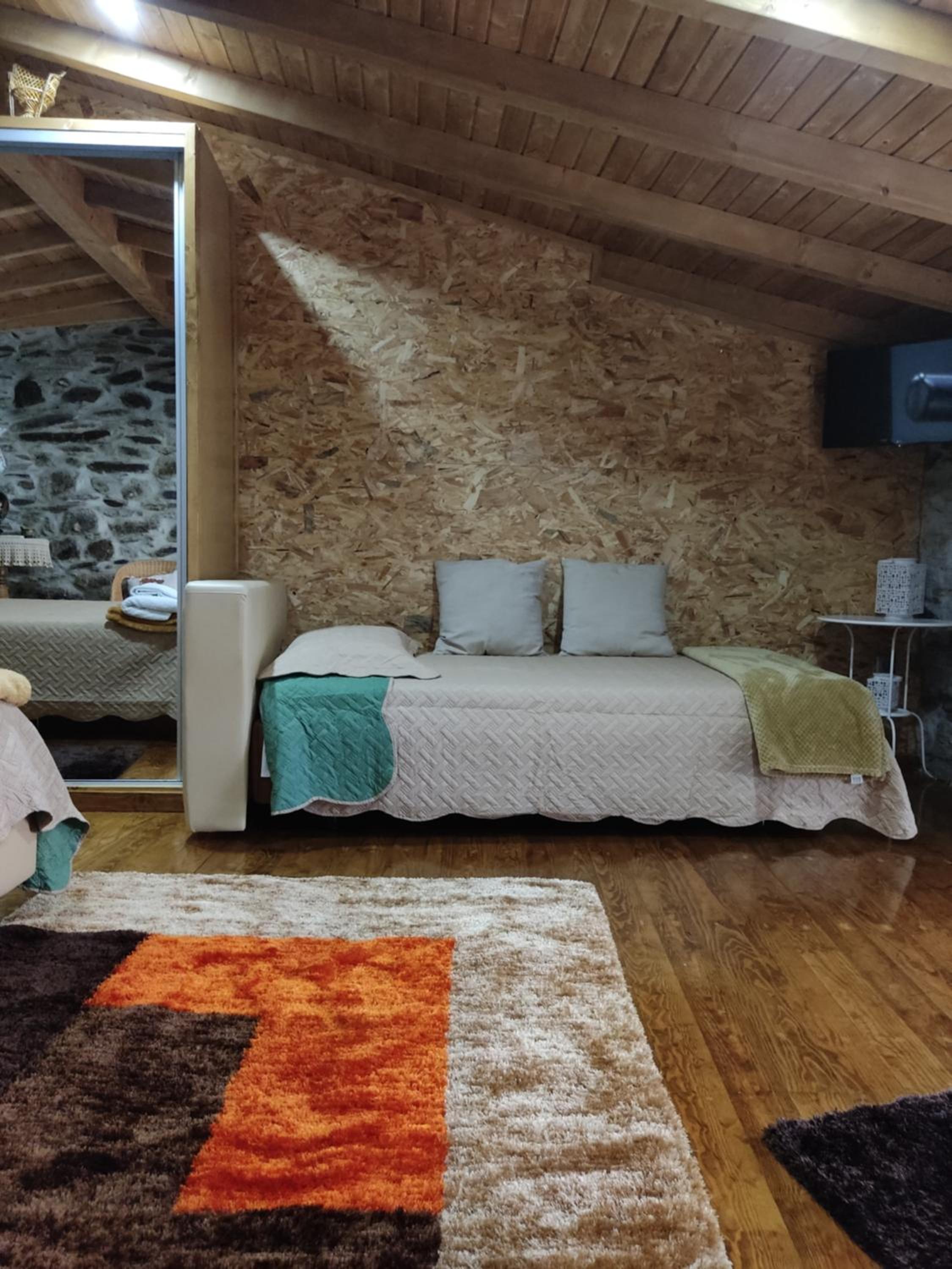 Family Room - Photo 2