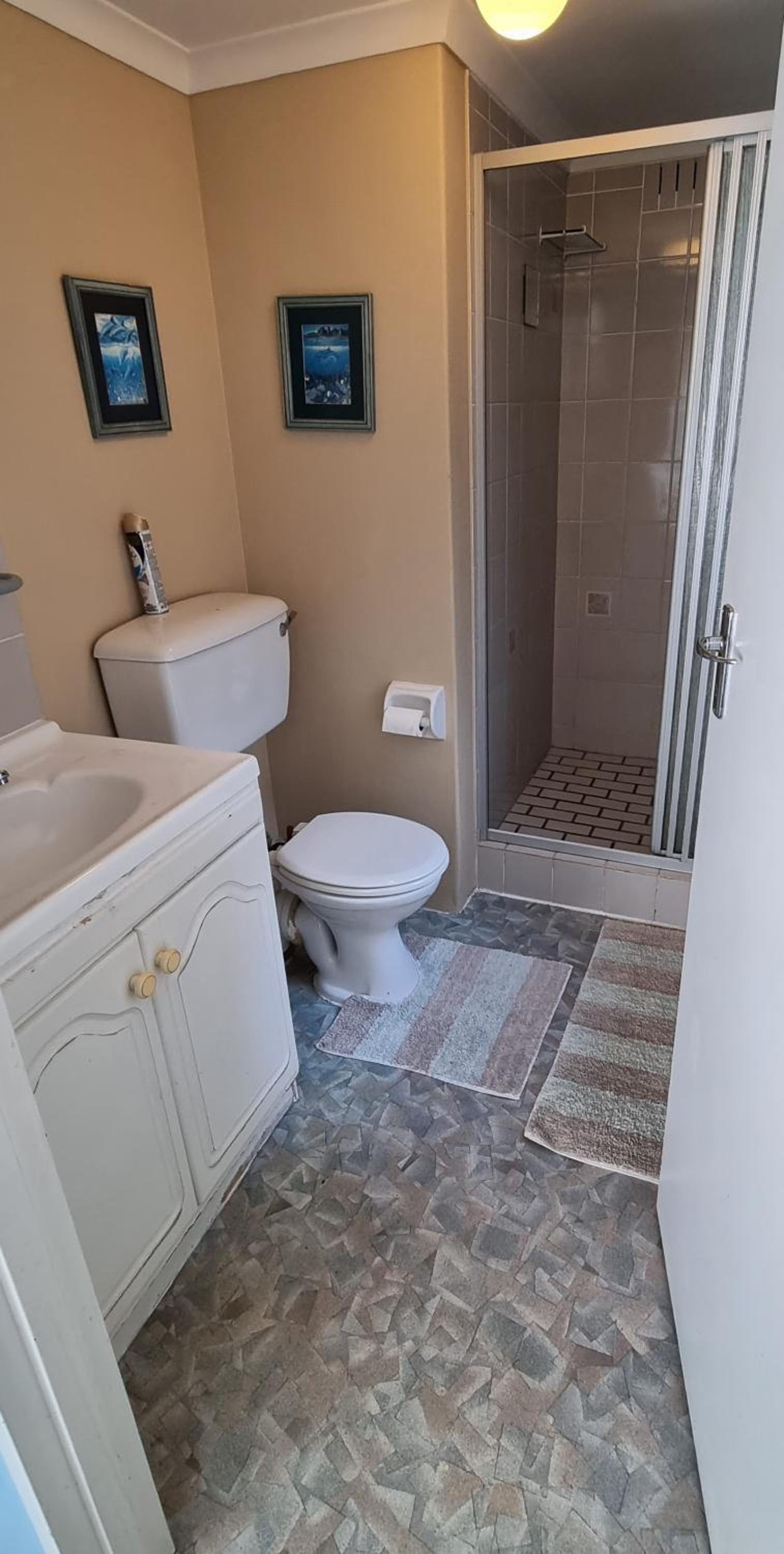Double Room - Photo 6