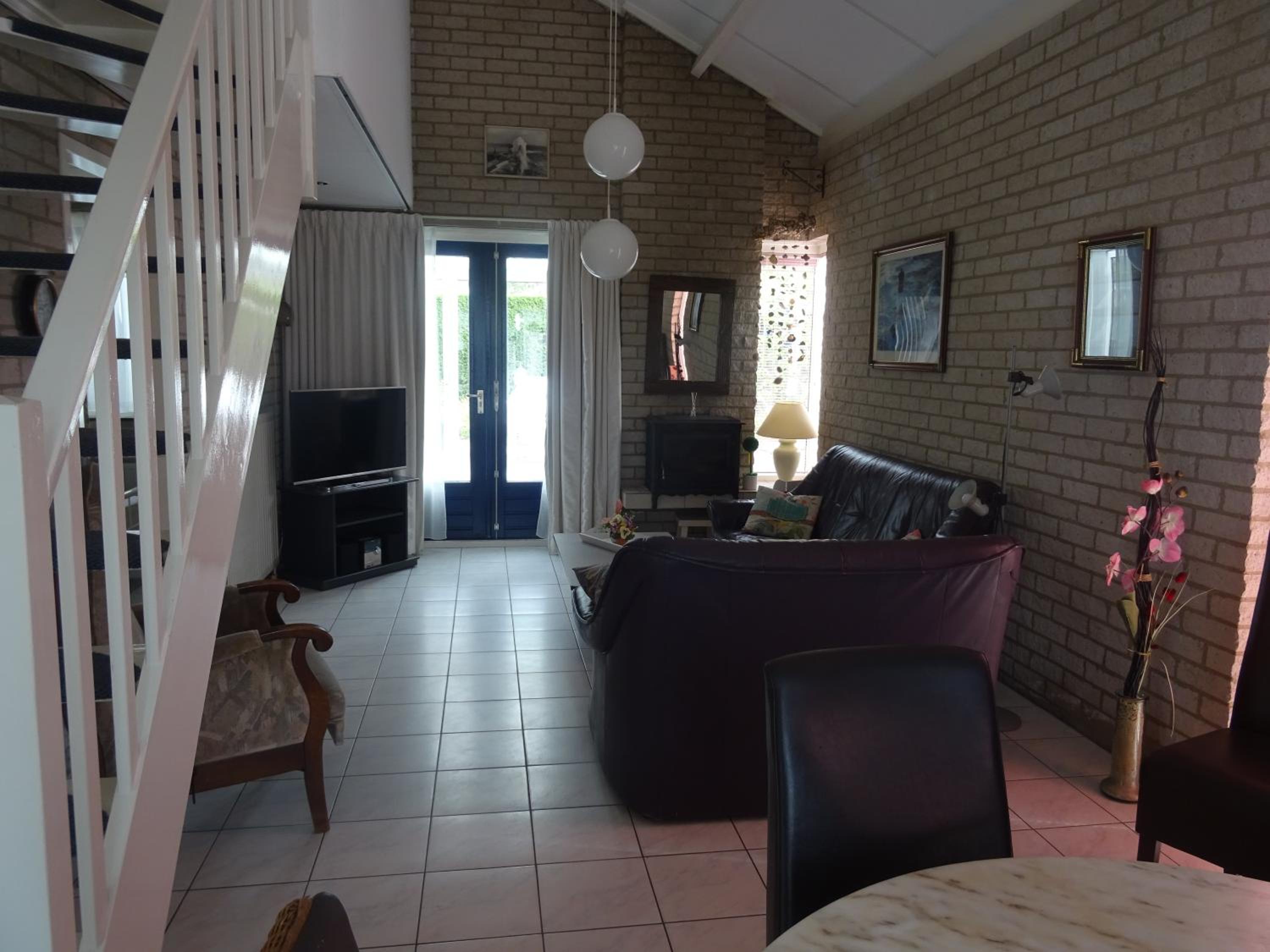 Three-Bedroom House photo 1