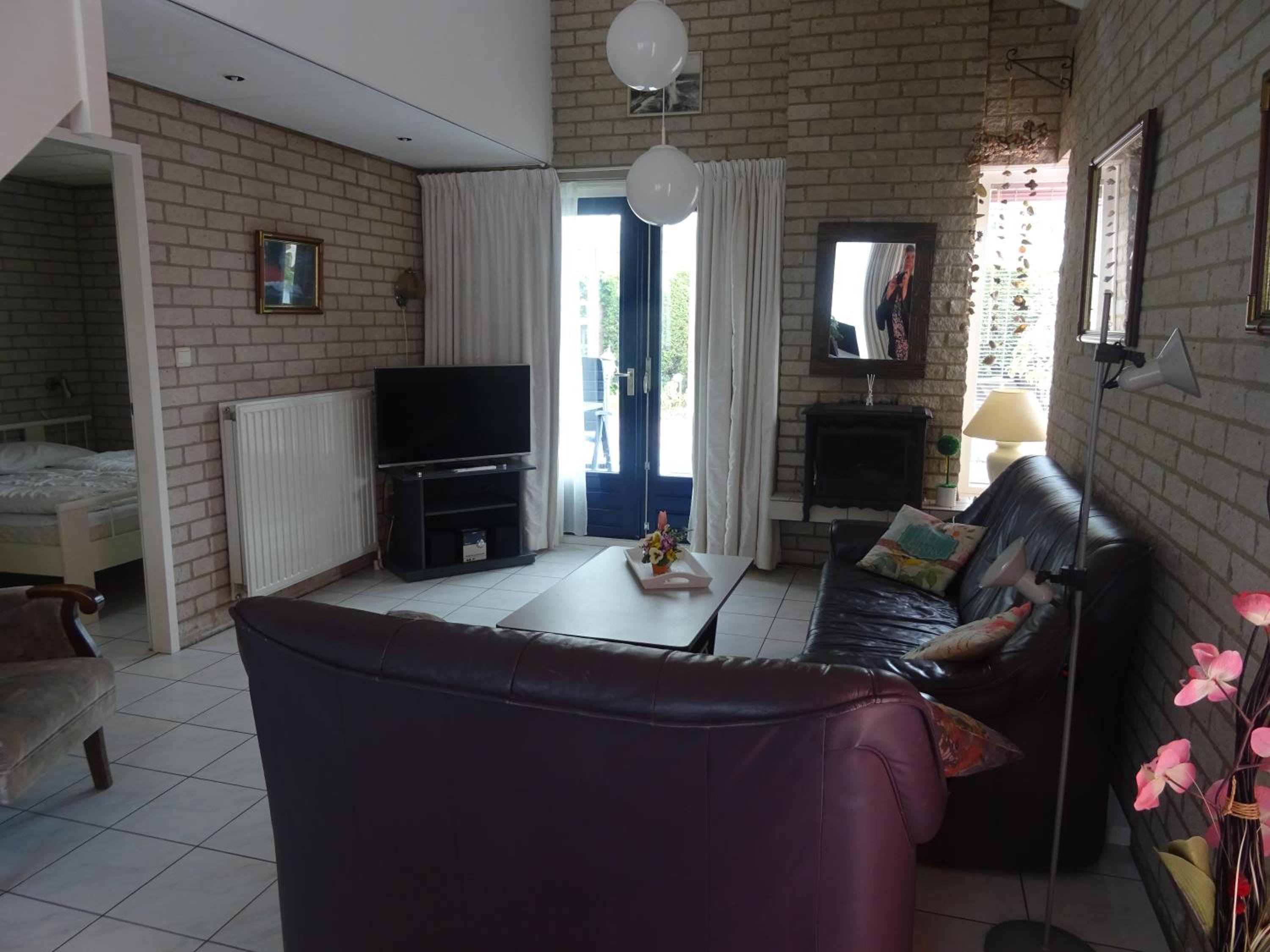 Three-Bedroom House photo 2