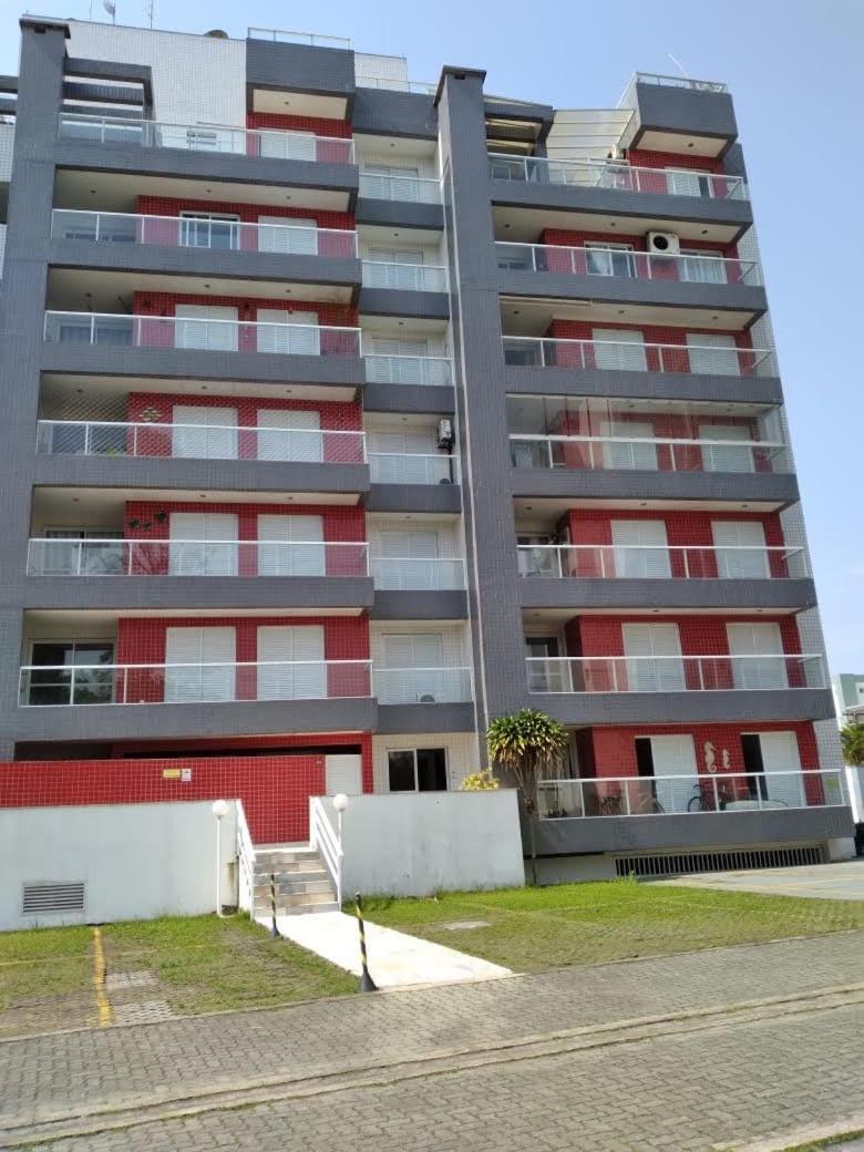 Three-Bedroom Apartment - Photo 27