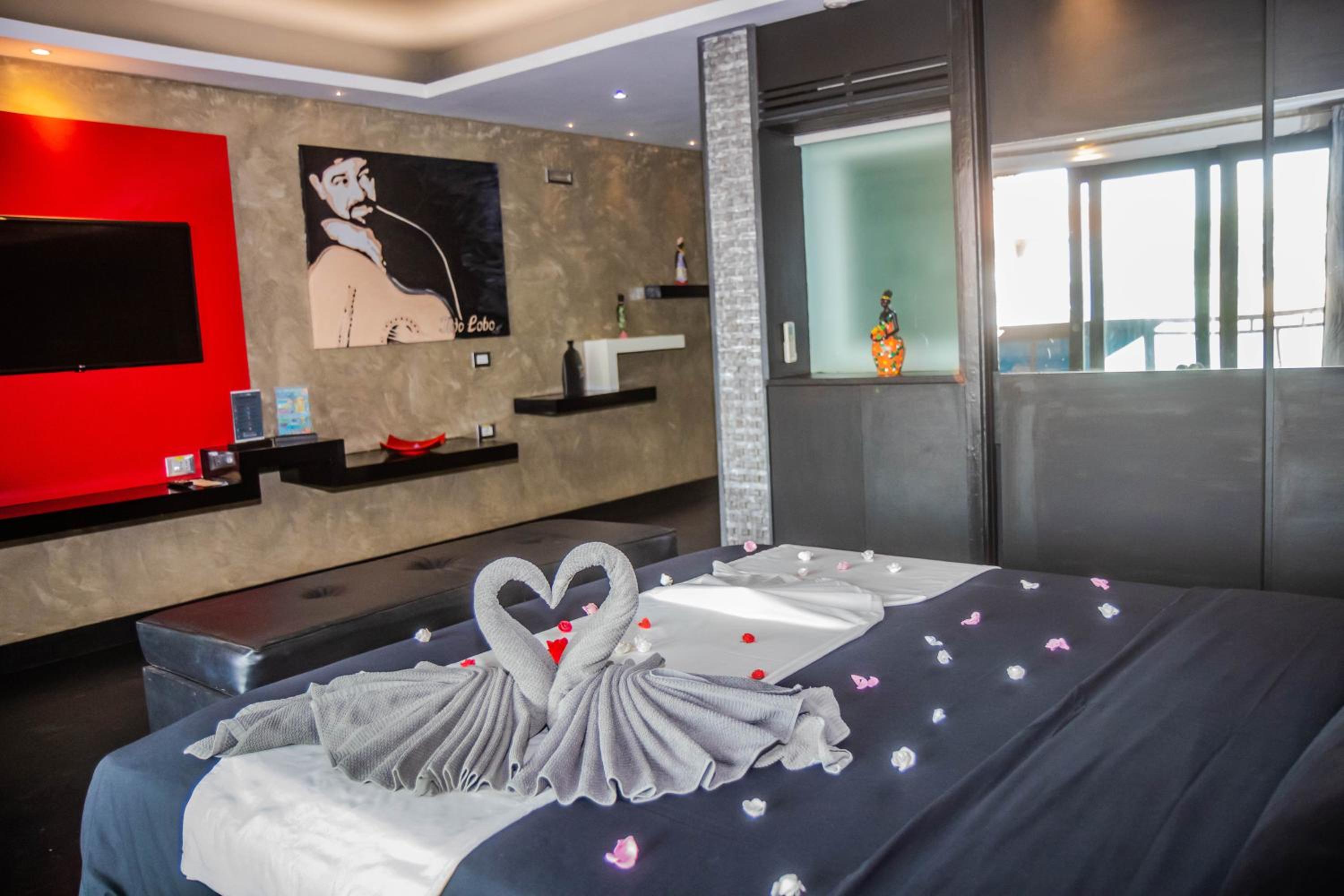 Junior Suite with Balcony photo 3
