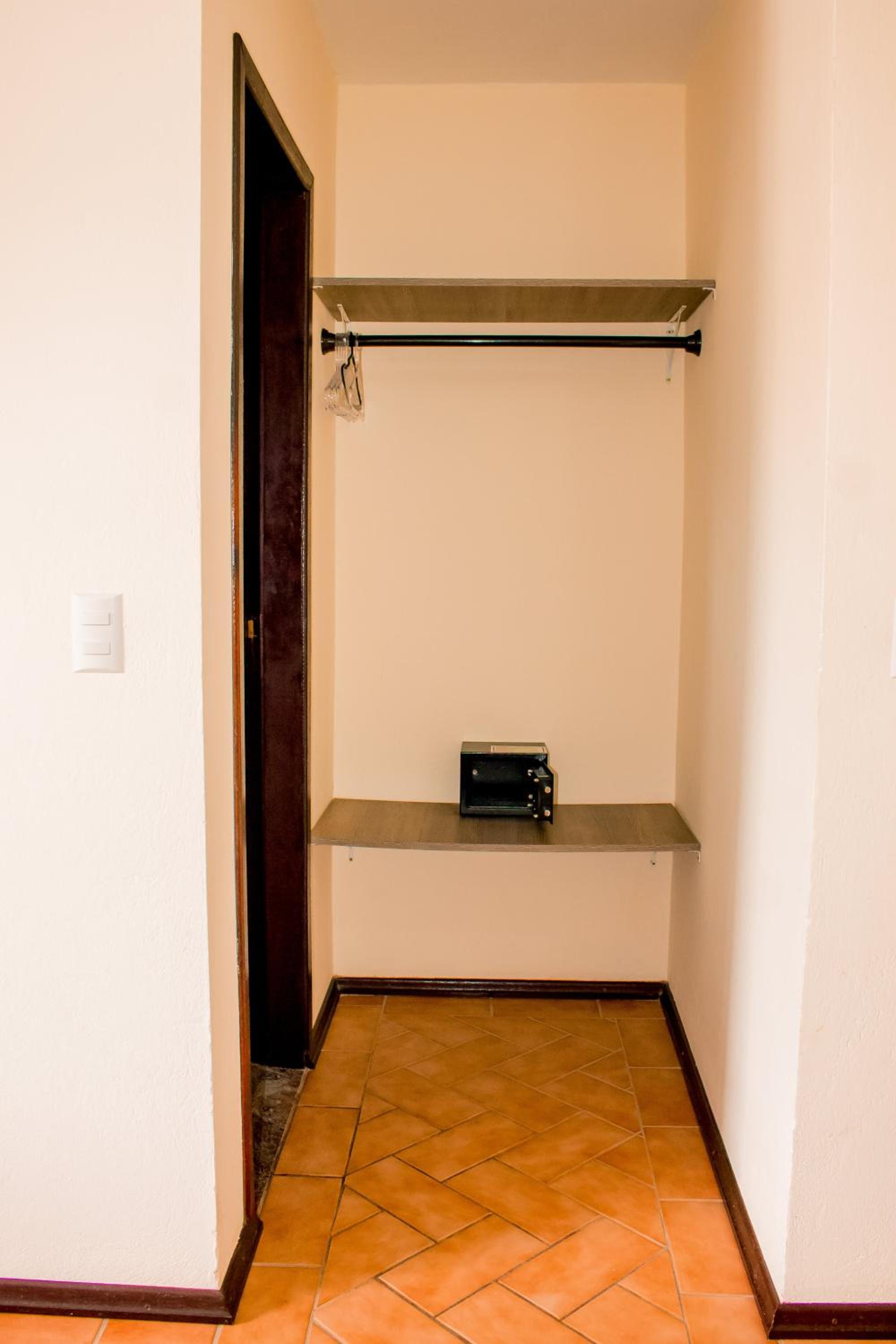 Budget Double Room photo 2