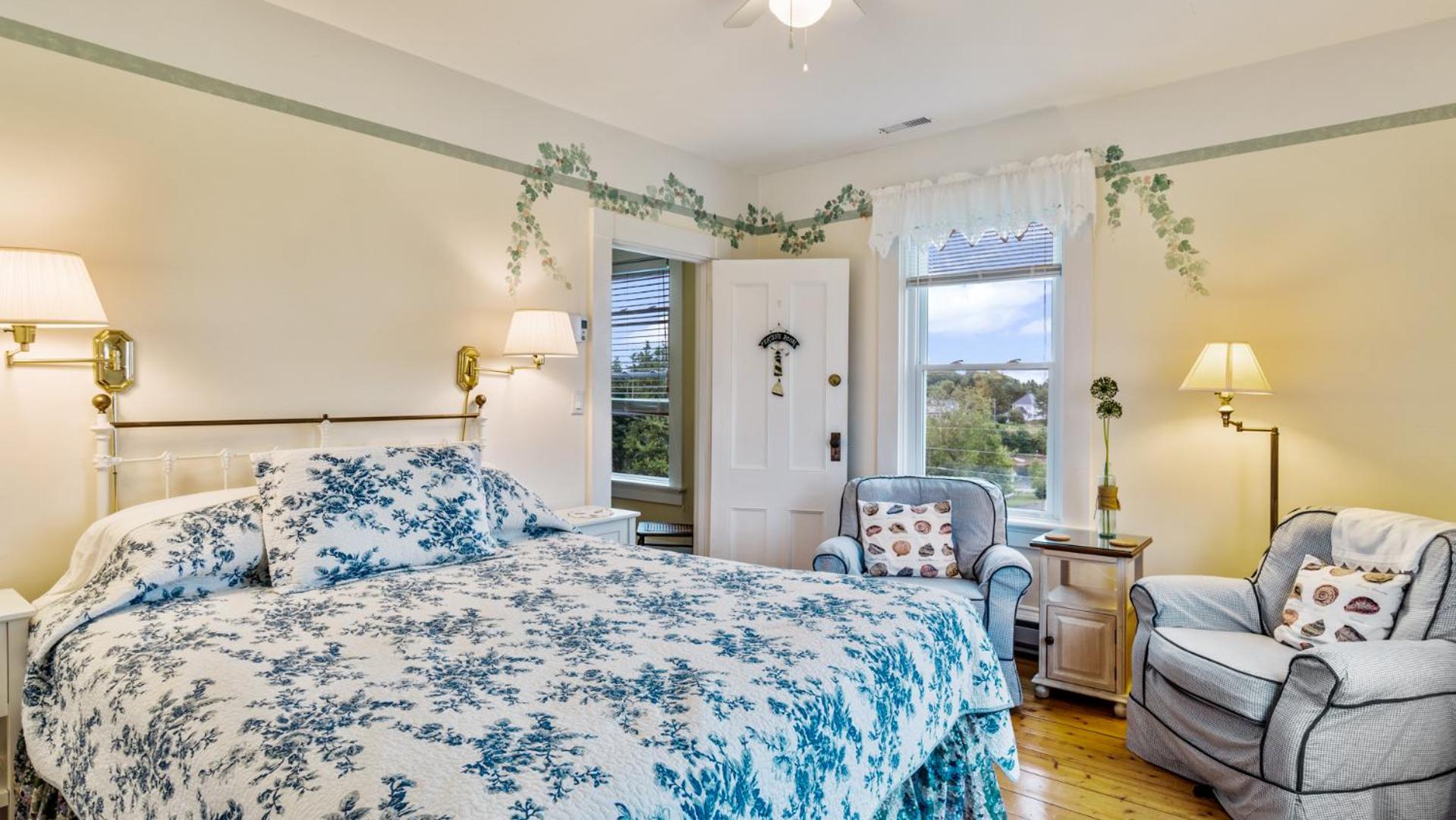 Double Room with Private External Bathroom photo 3