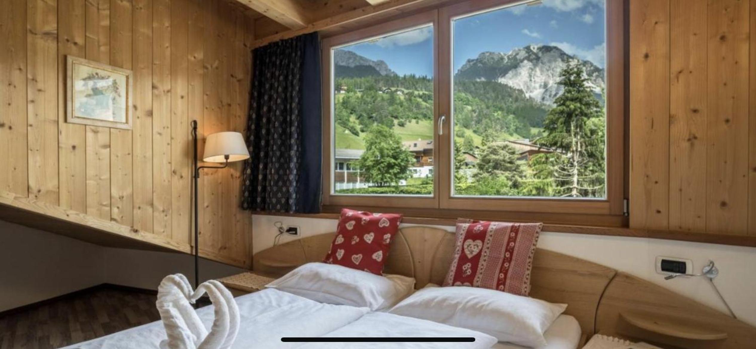 Two-Bedroom Apartment with Garden View - Photo 6