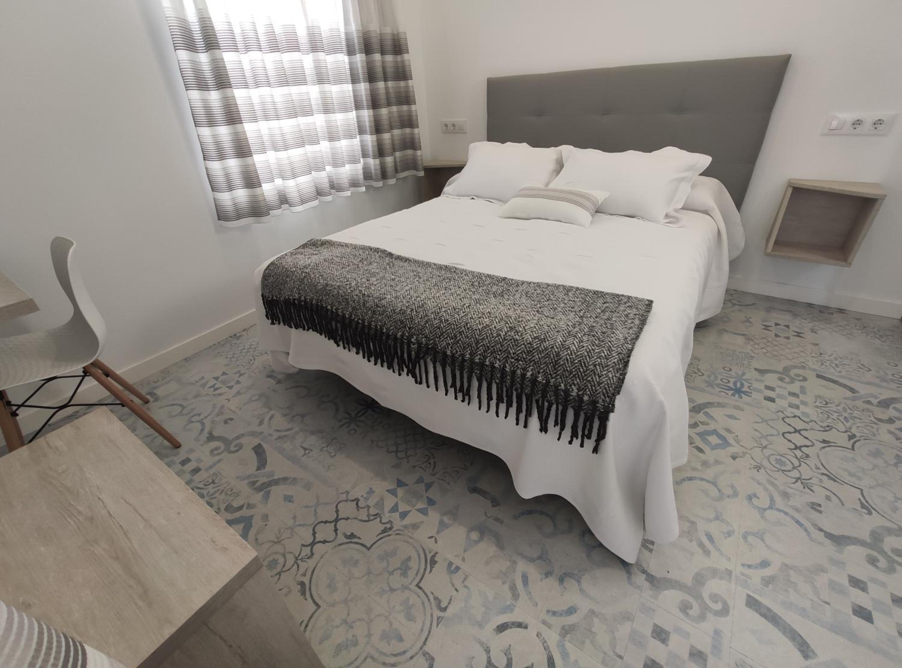 Double Room - Photo 1