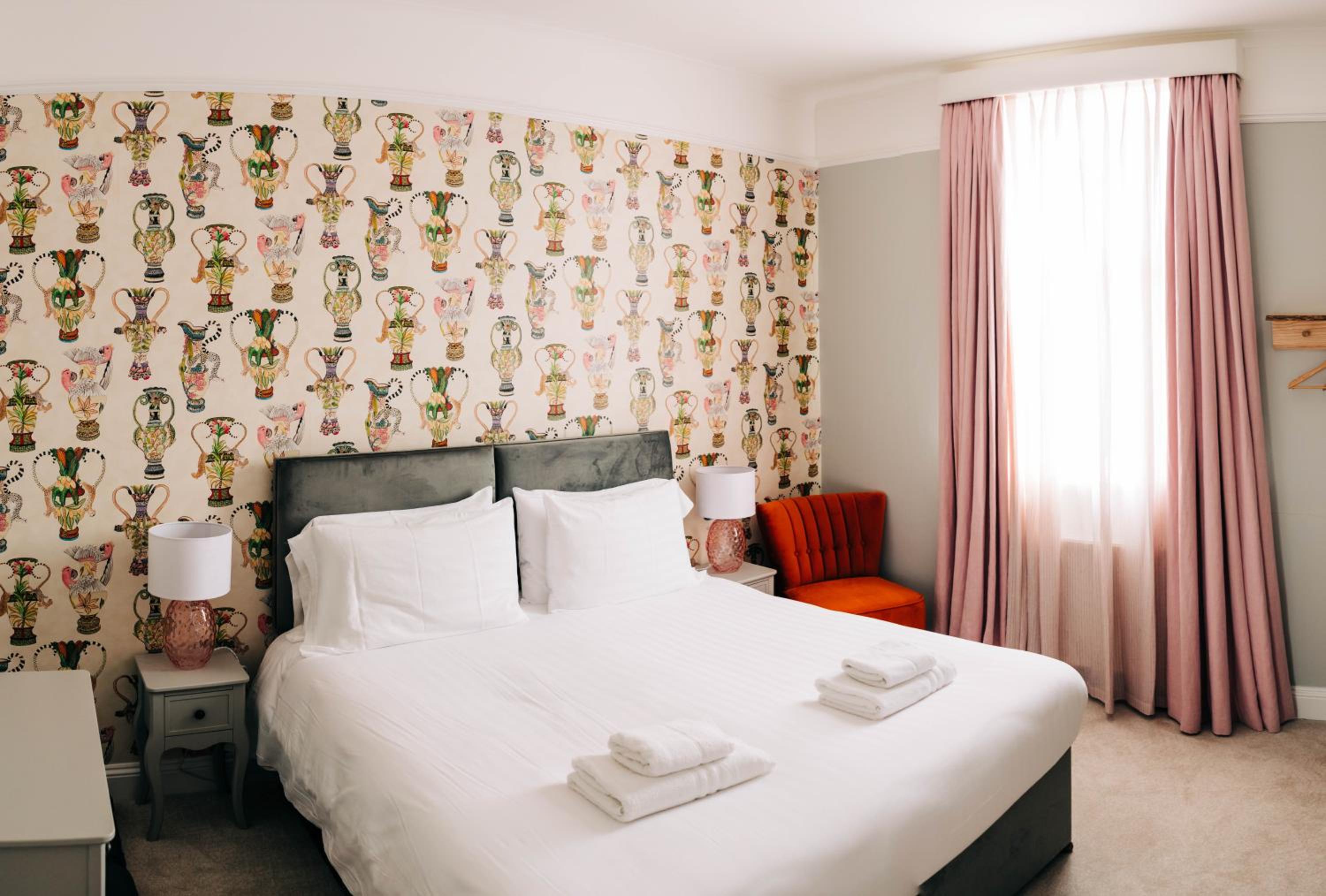 Double or Twin Room - Photo 6
