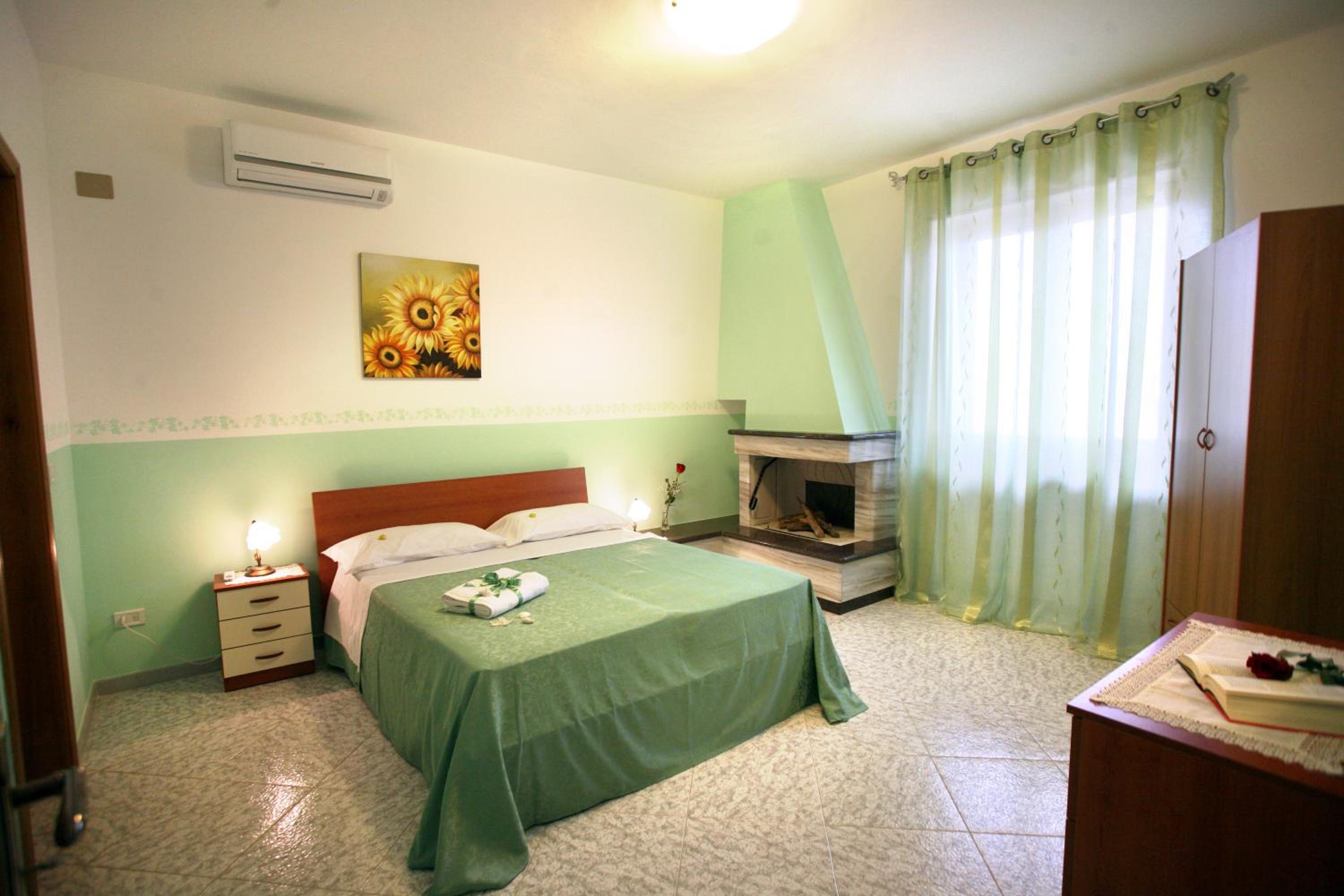 Double or Twin Room with Balcony photo 1