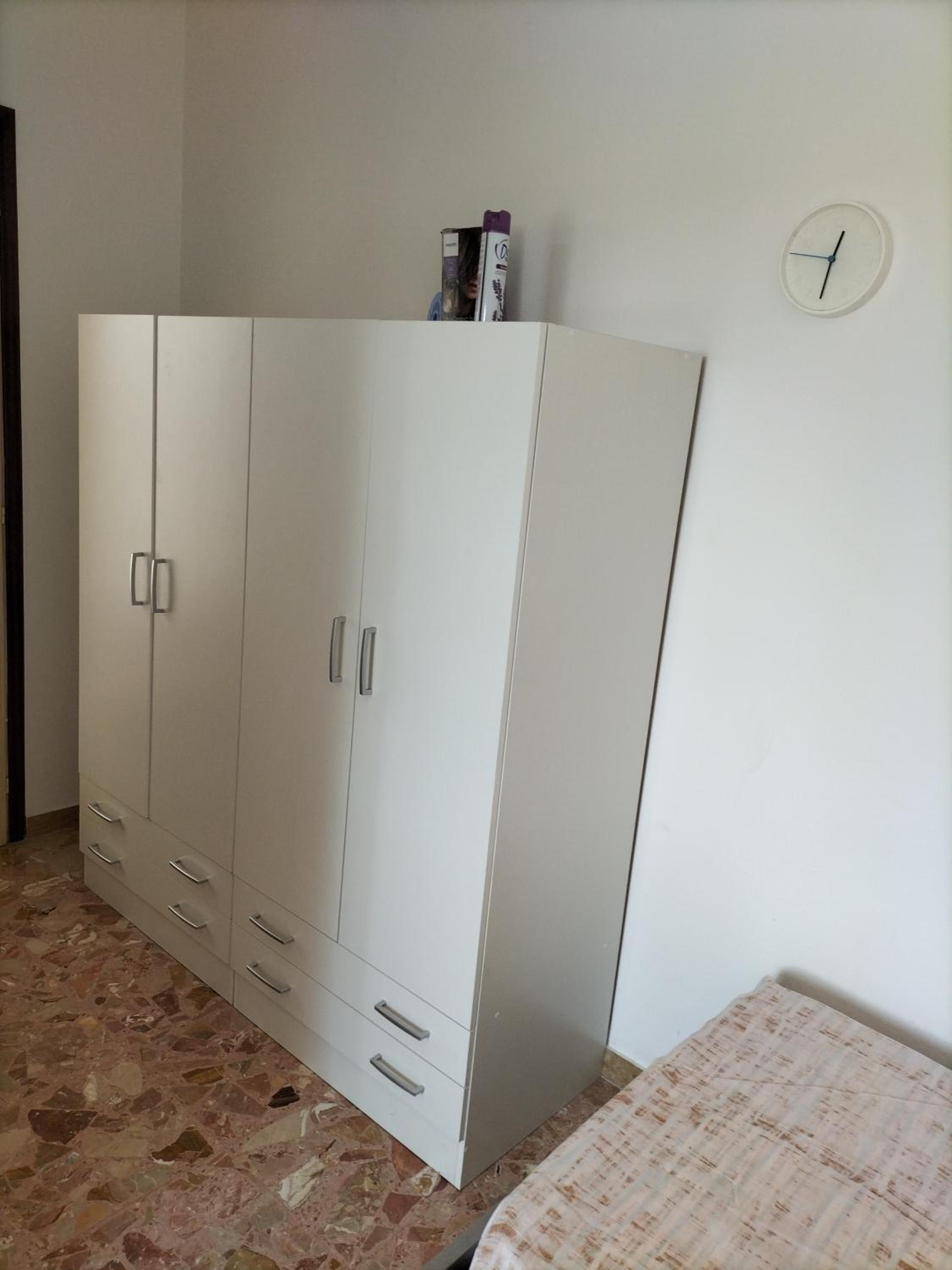 Budget Twin Room - Photo 3