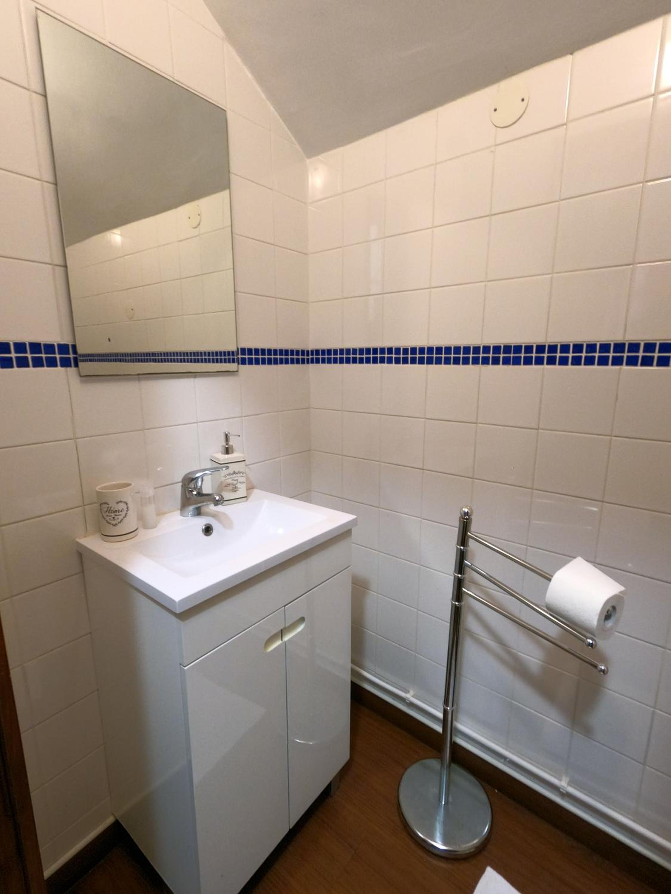 Quadruple Room - Photo 3