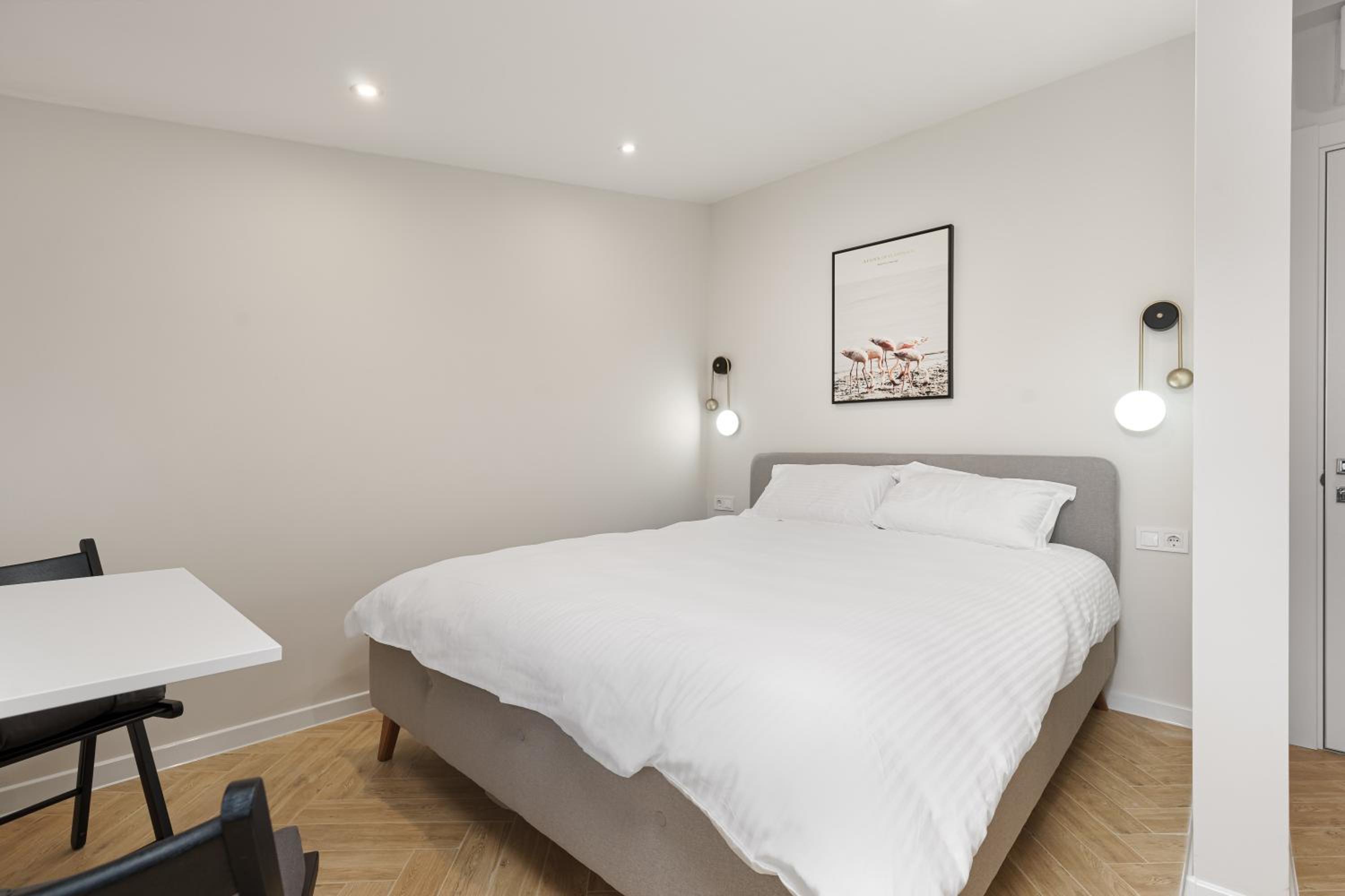Studio Apartment photo 2