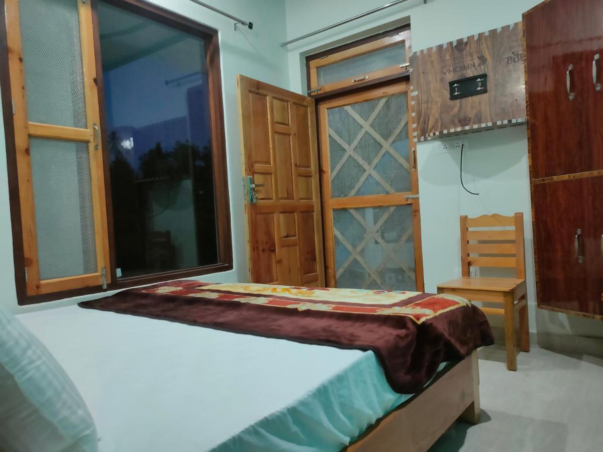 Economy Double Room photo 3