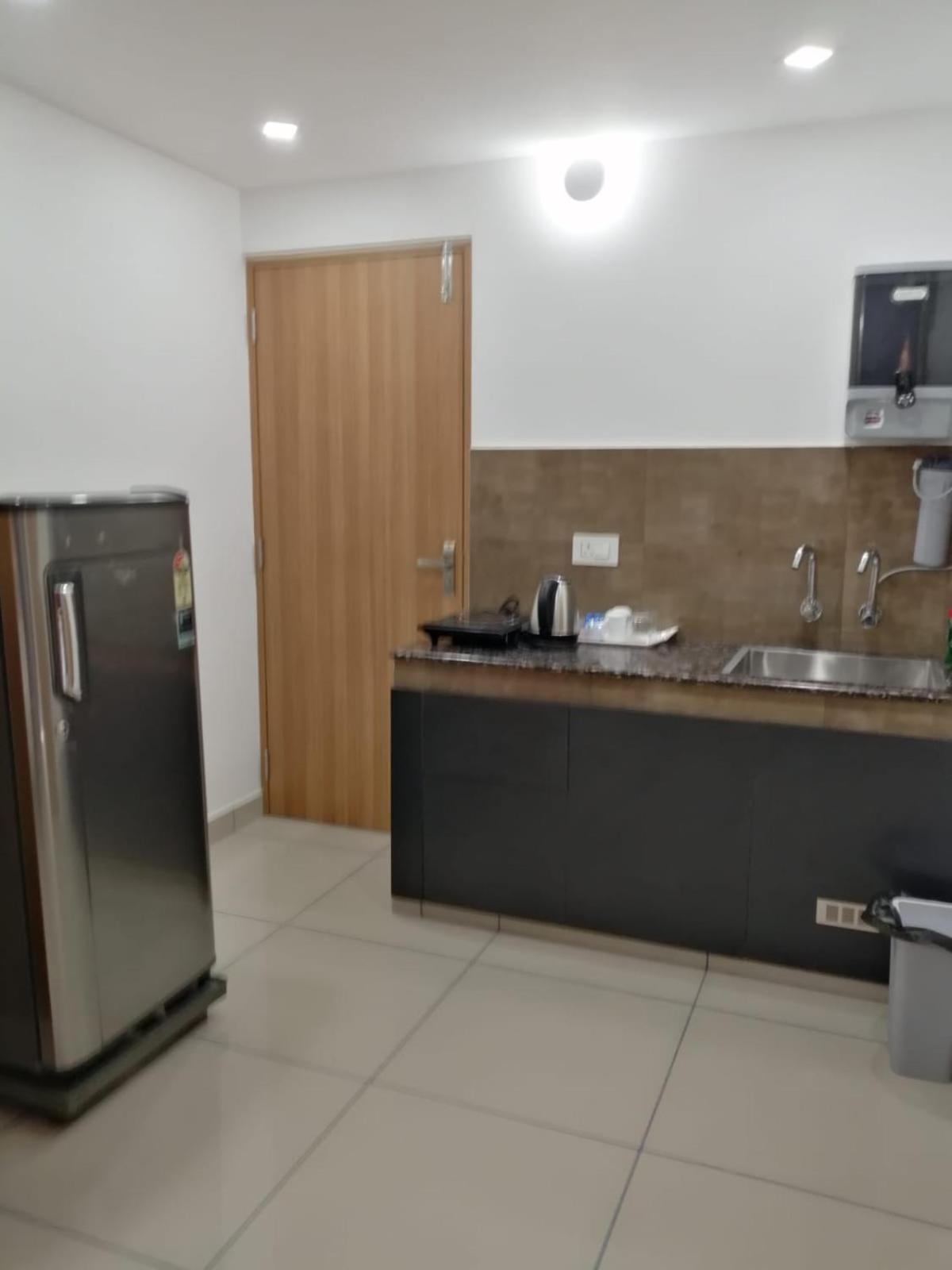 One-Bedroom Apartment - Photo 10