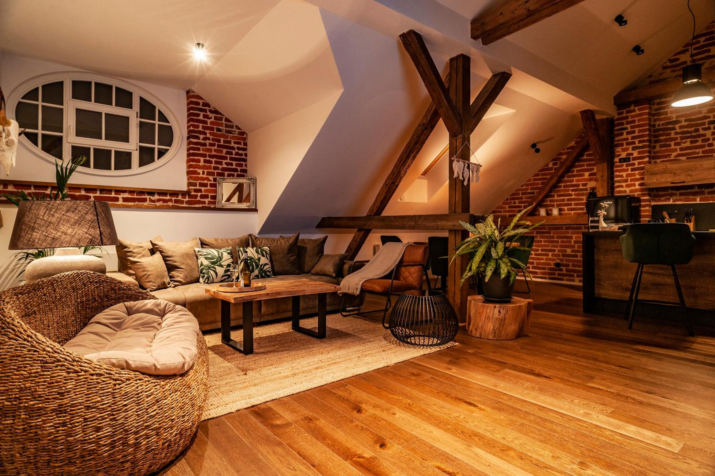 Apartment with Terrace photo 2