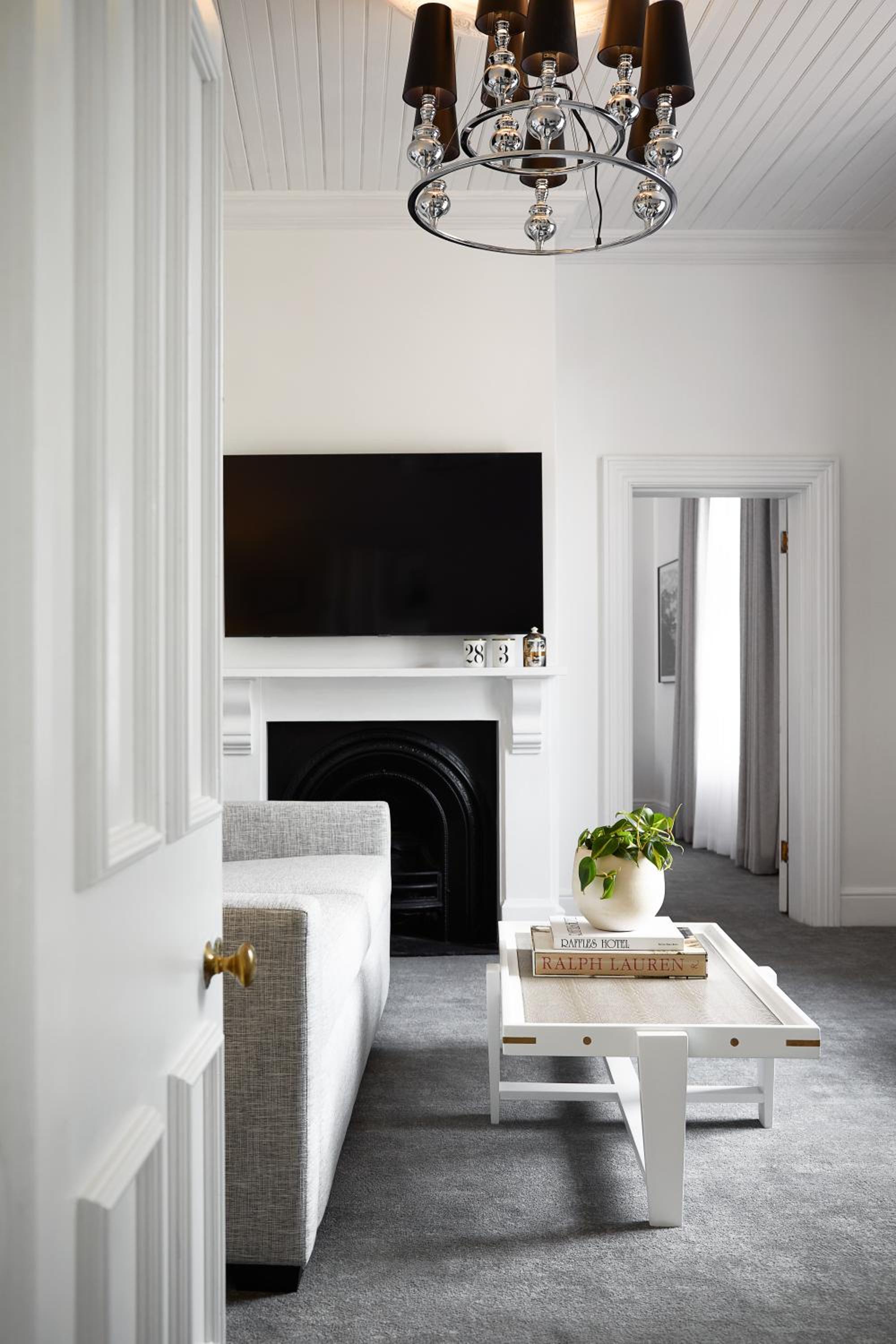 Superior Suite - Photo 3