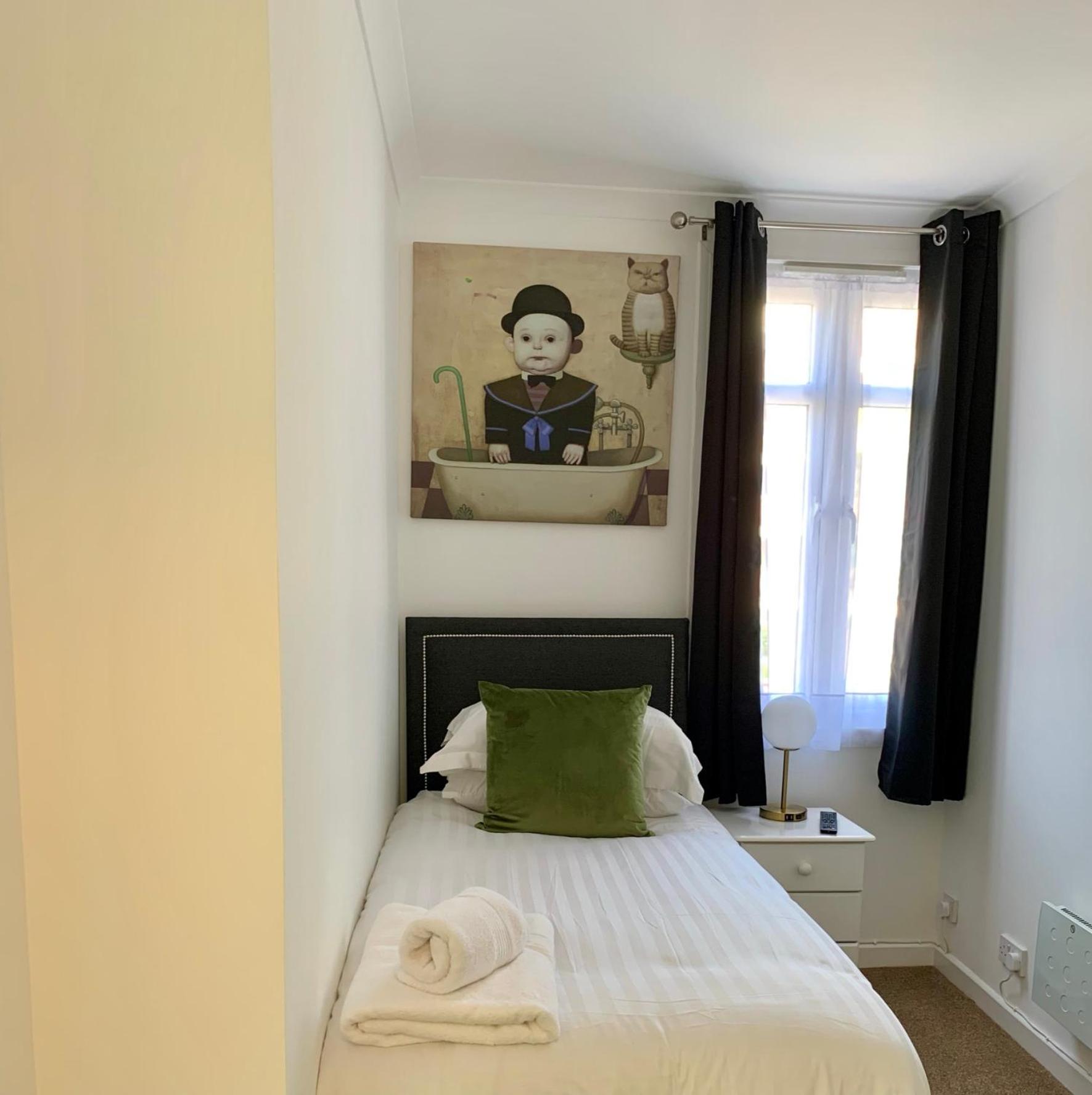 Triple Room with Kitchenette - Photo 3