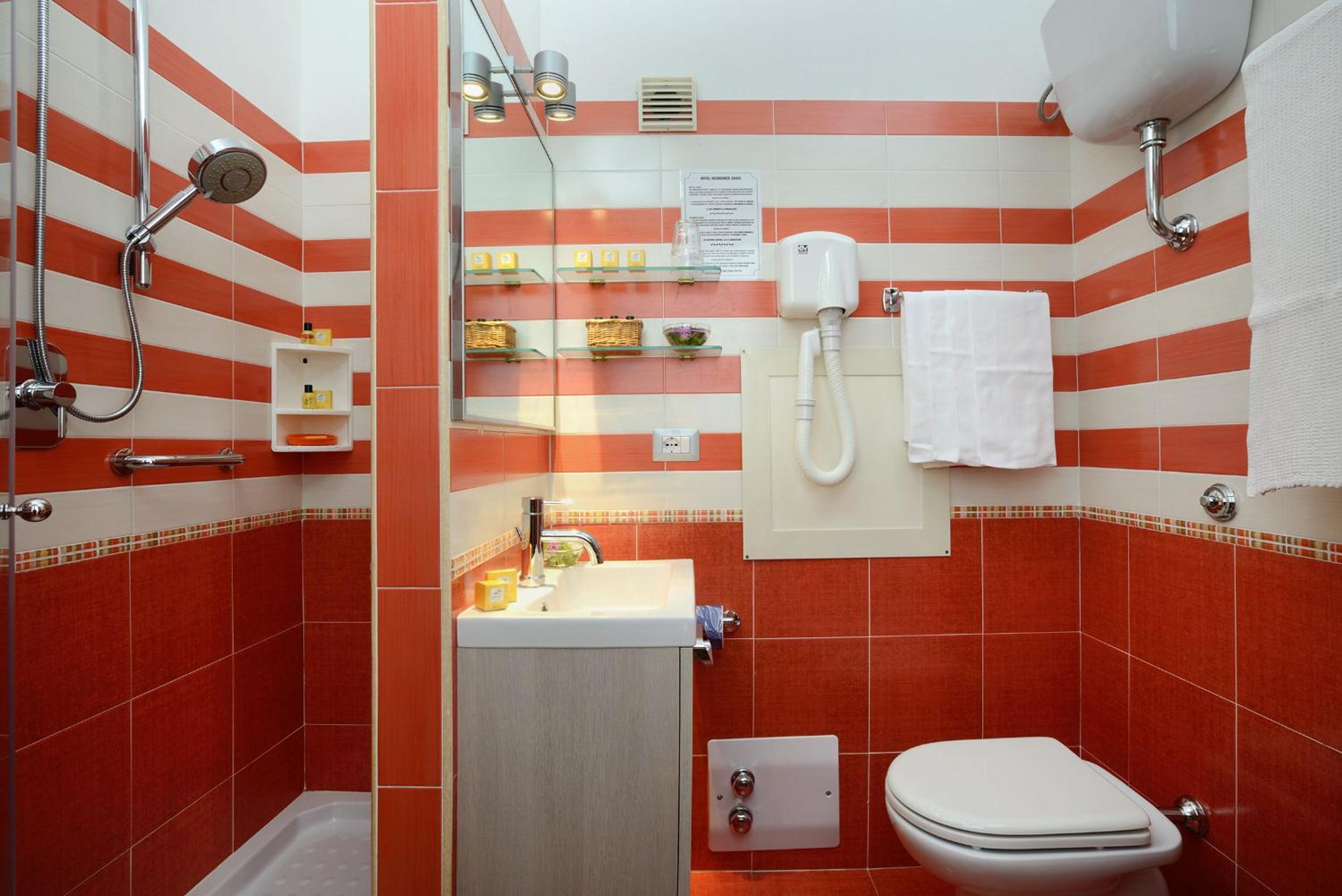 Quadruple Room - Photo 2