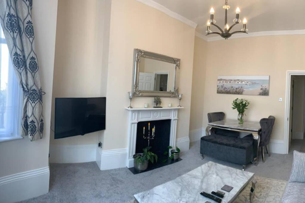 One-Bedroom Apartment - Photo 5