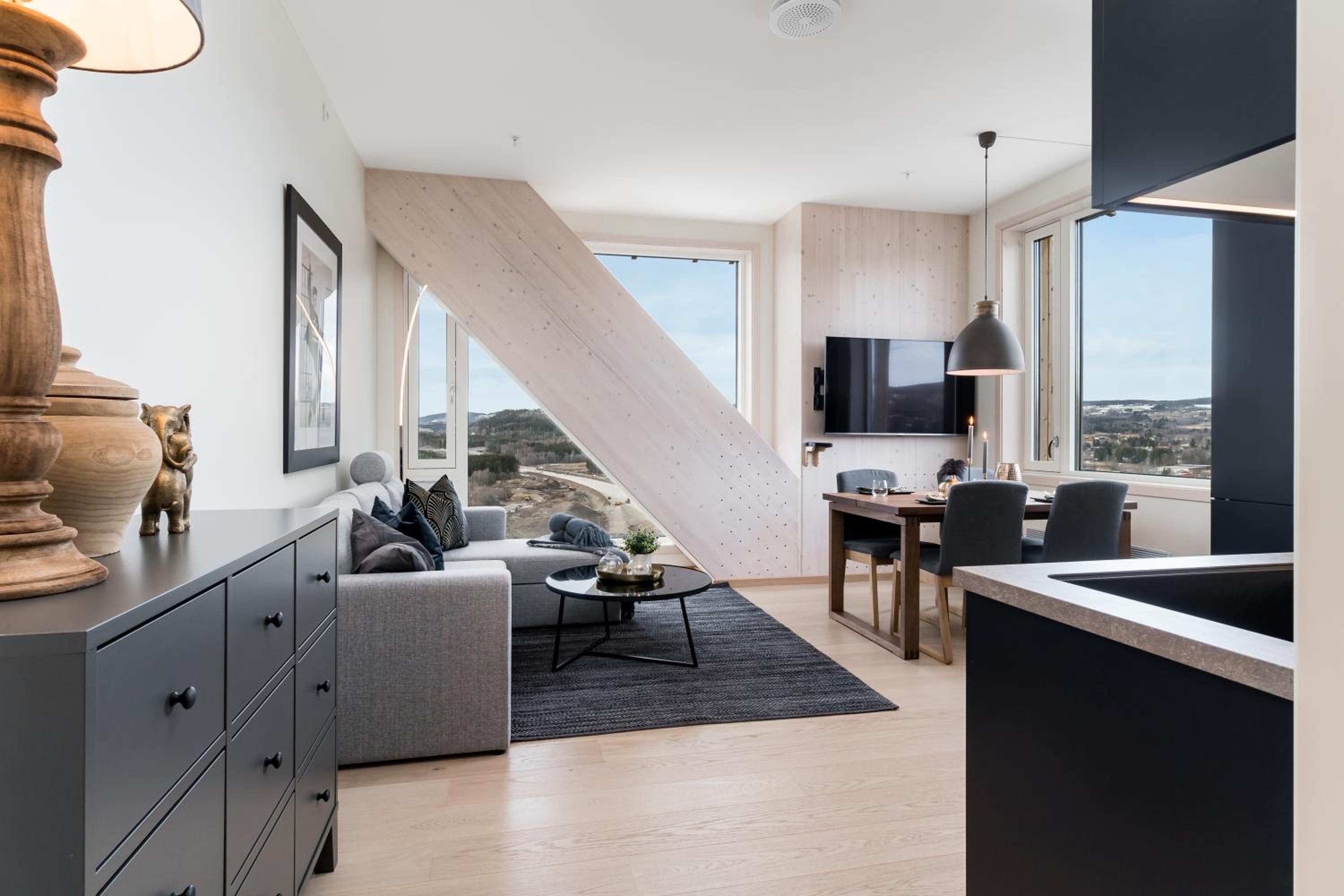 One-Bedroom Apartment - Photo 4