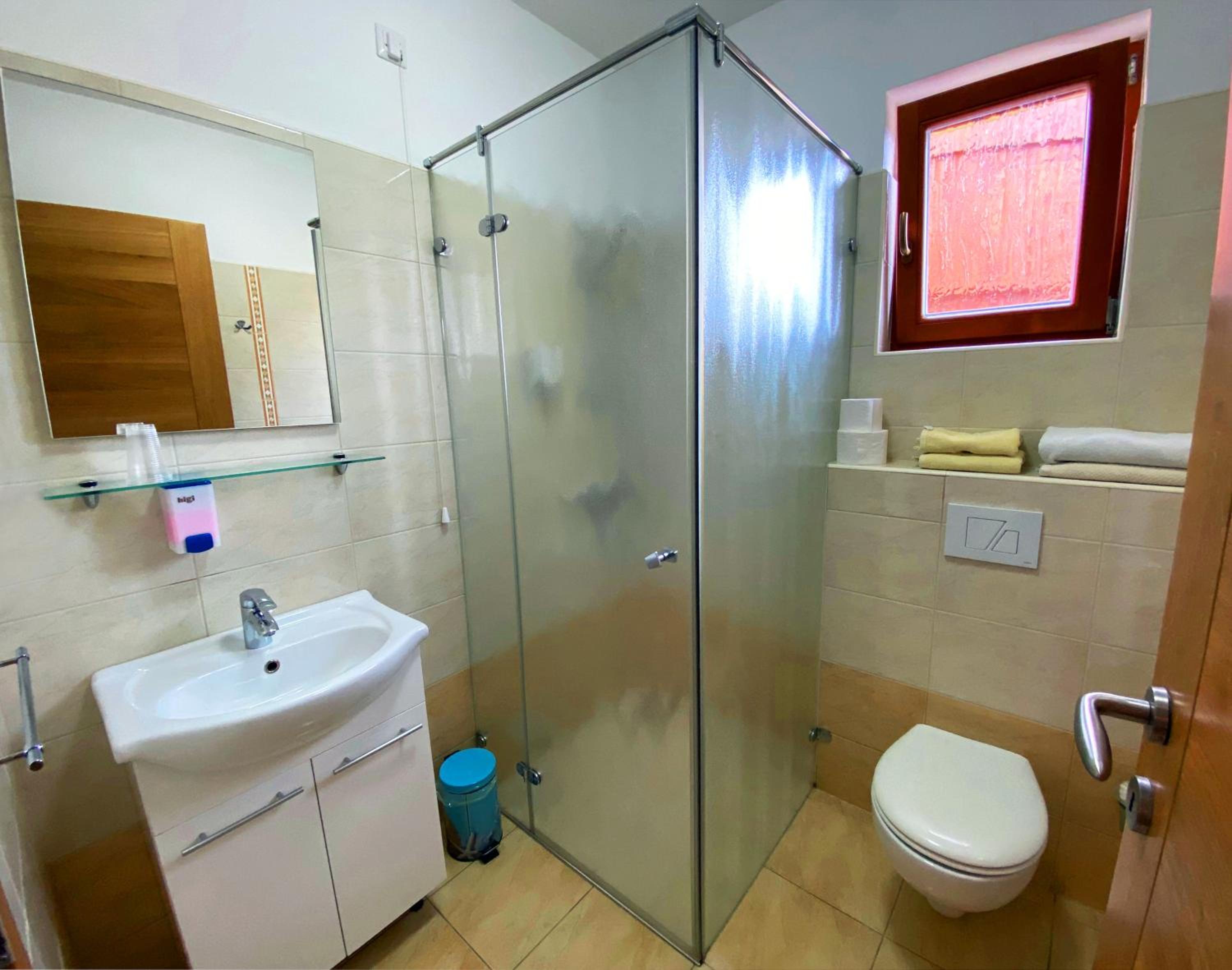 Triple Room - Photo 2