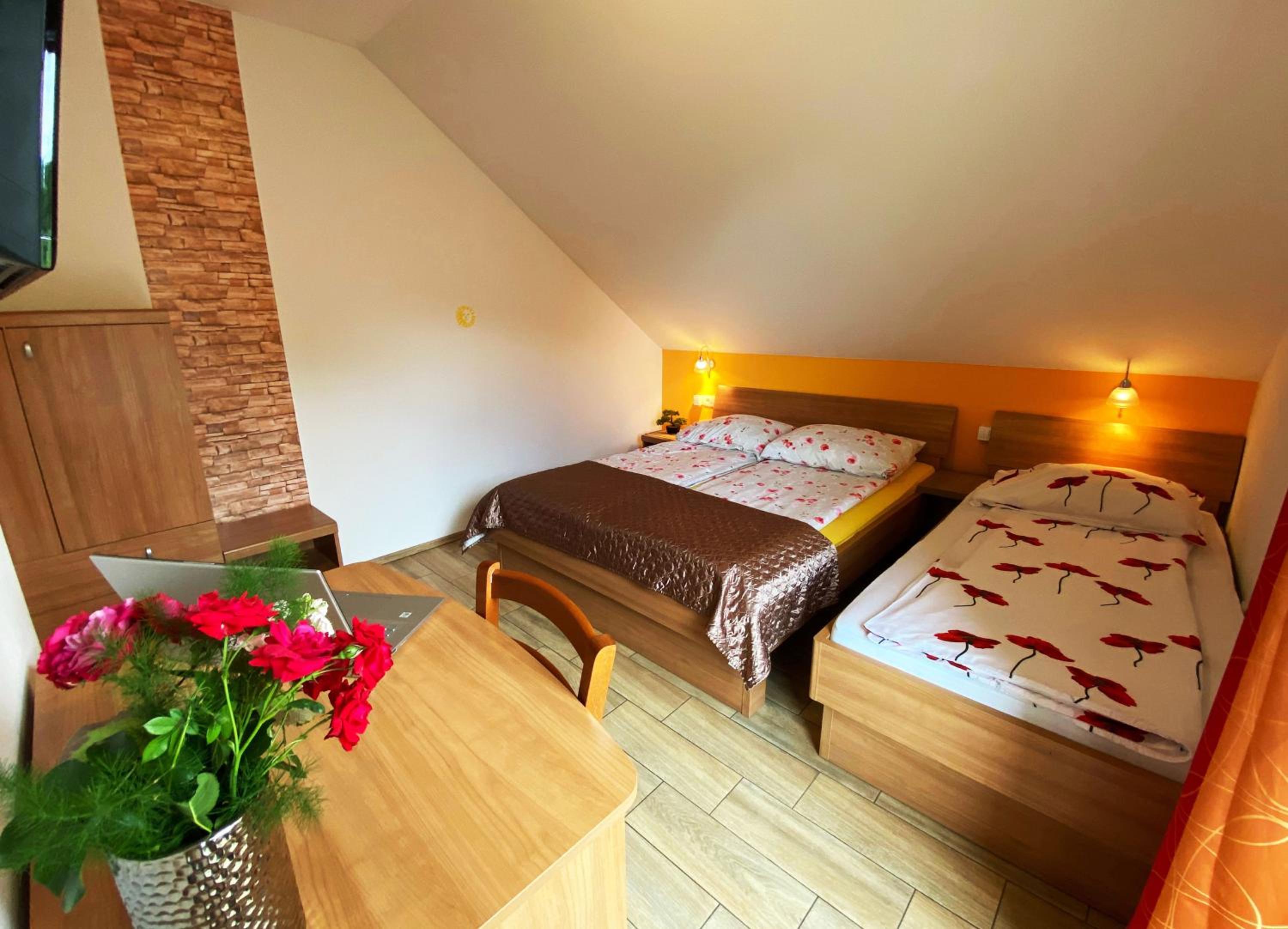 Triple Room - Photo 1