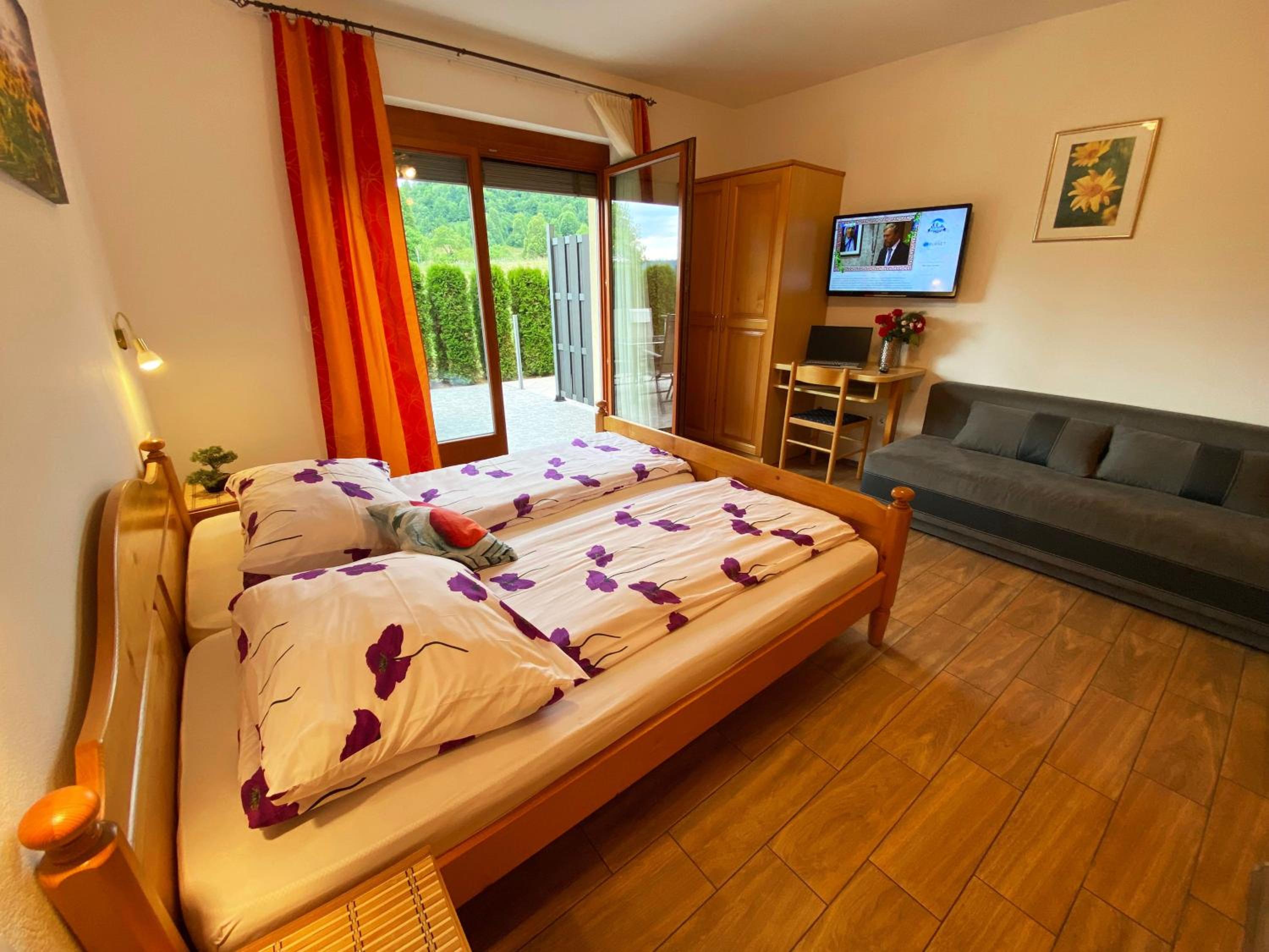 Quadruple Room - Photo 2