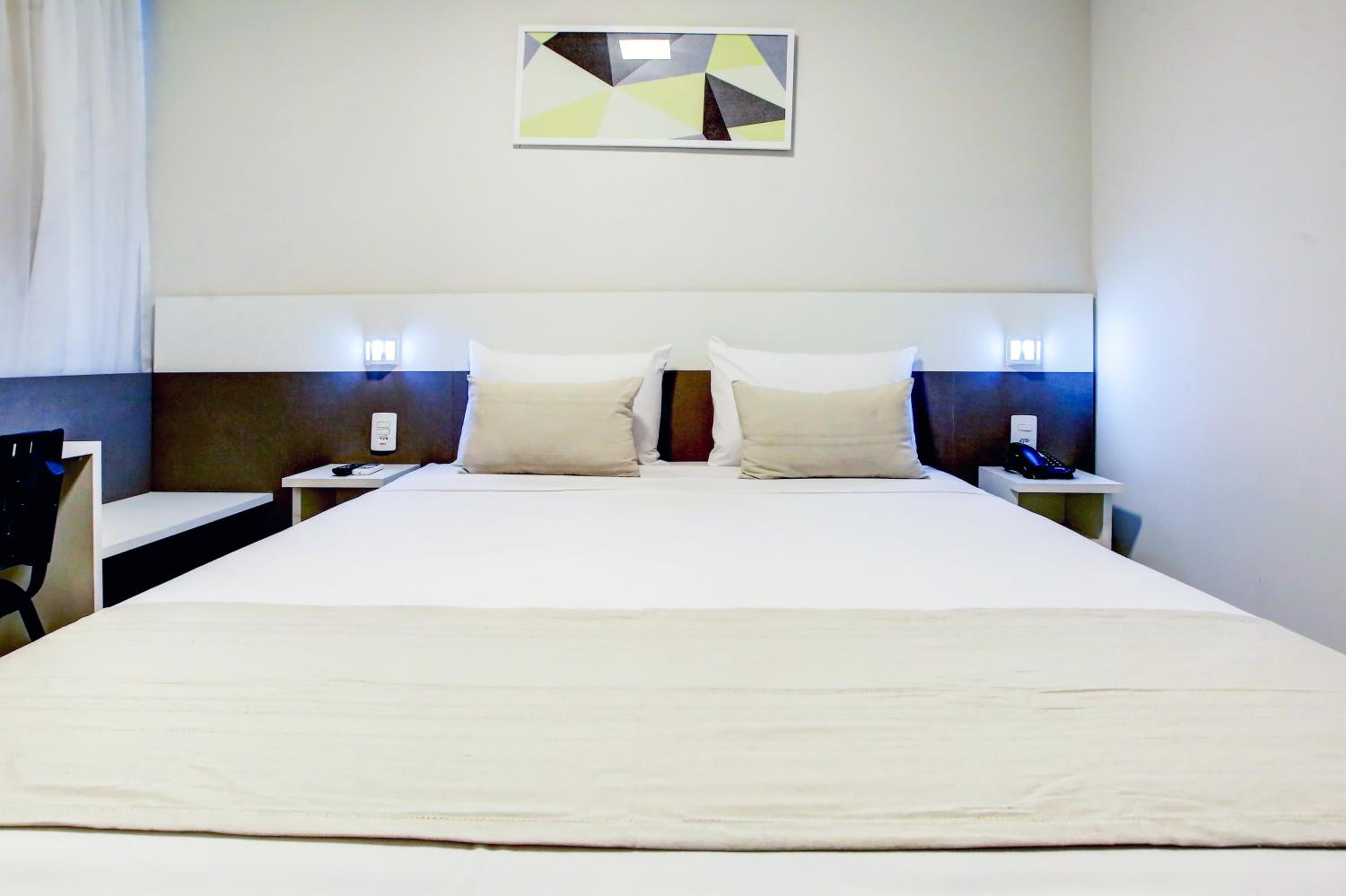 Standard Queen Room - Photo 1