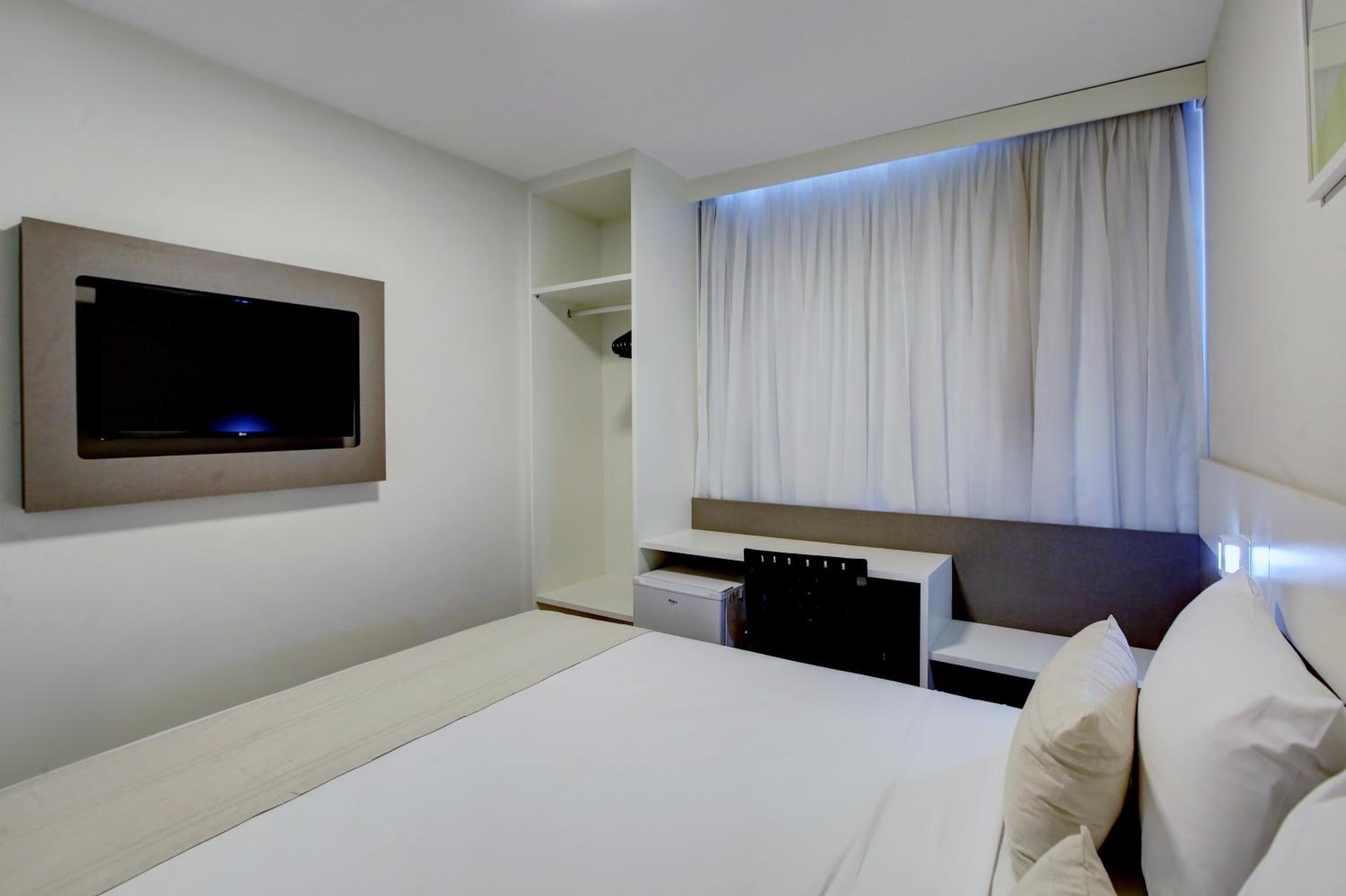 Standard Queen Room - Photo 3