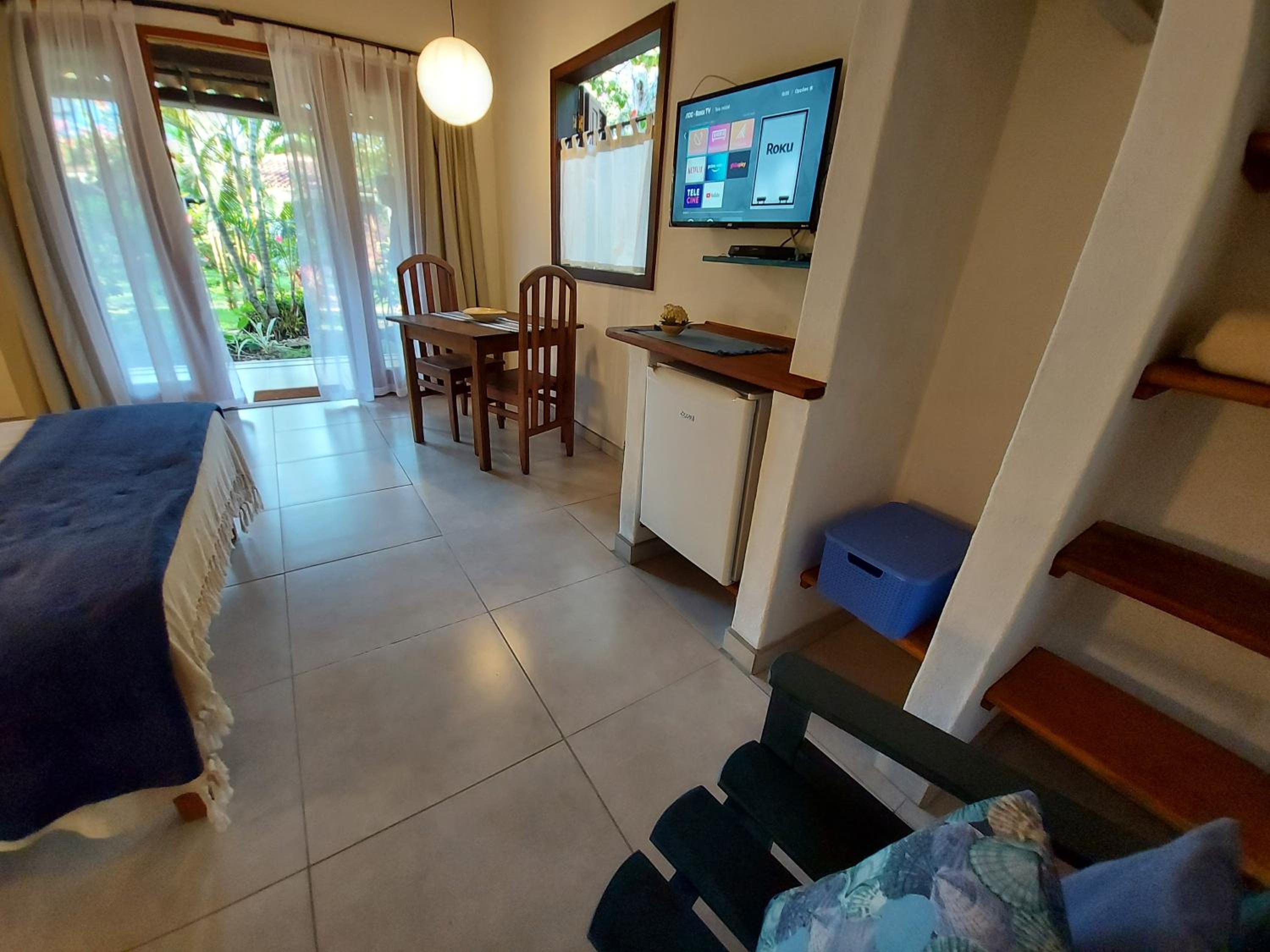 Deluxe Double Room (2 Adults + 1 Child)