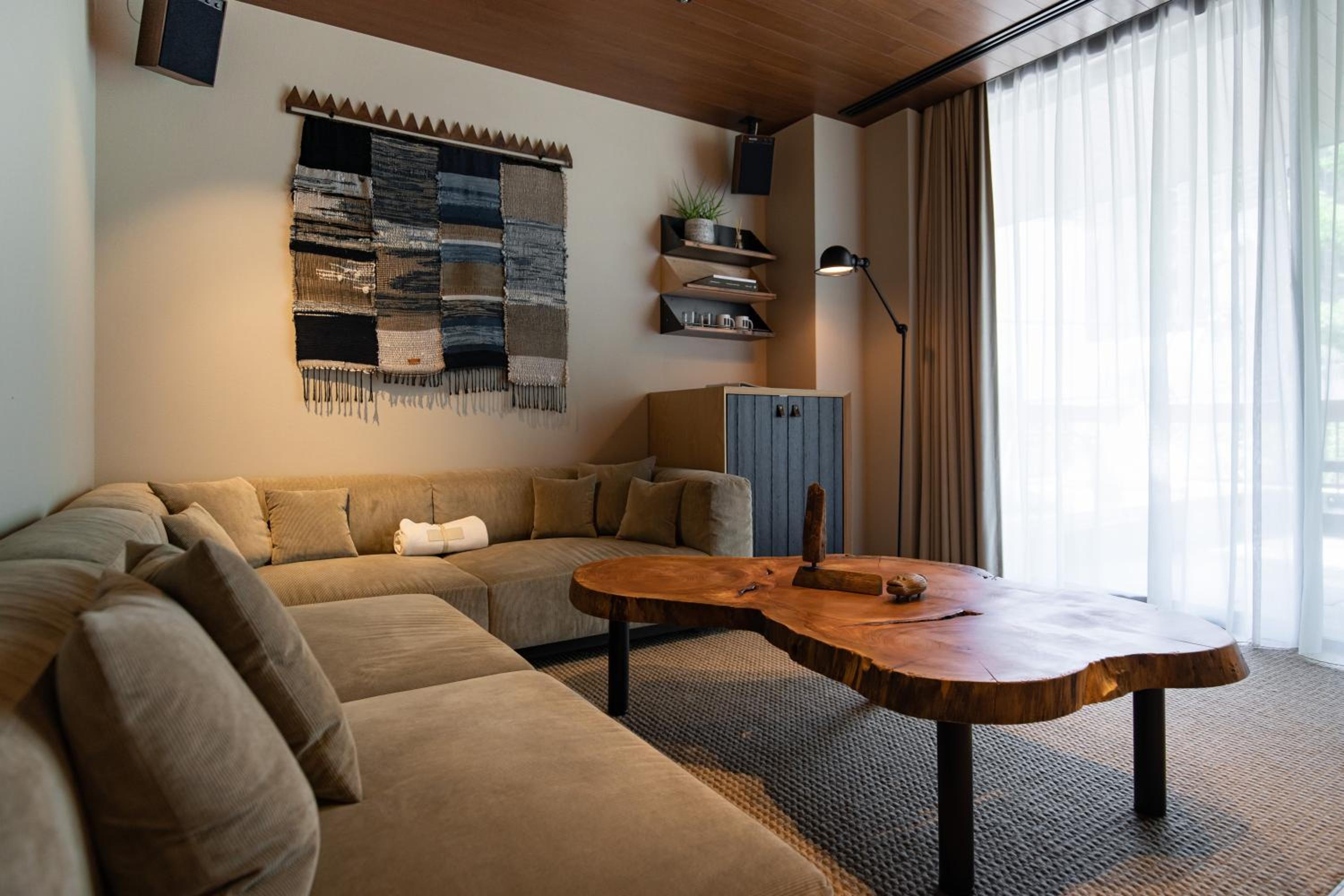 Junior Suite with Balcony photo 3