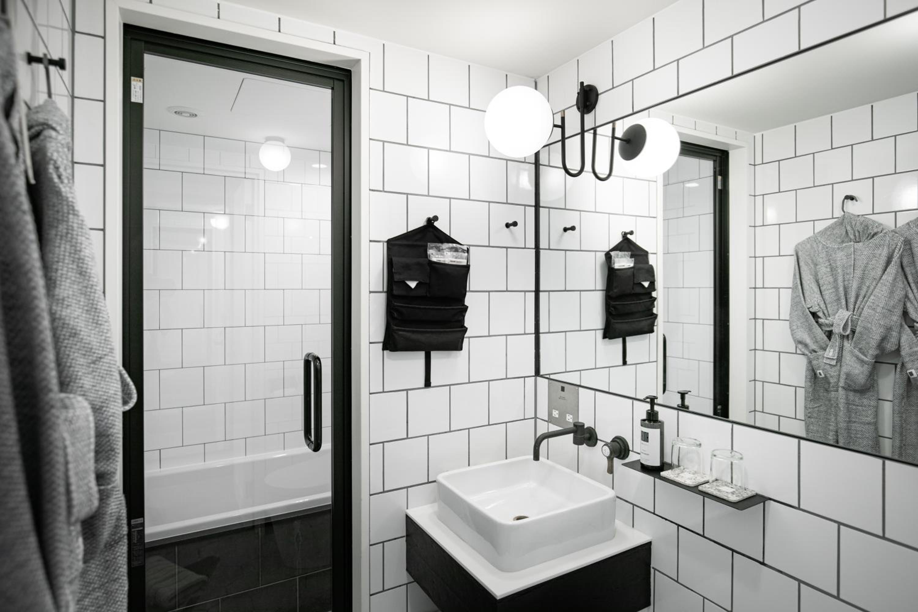 Standard Twin Room photo 3