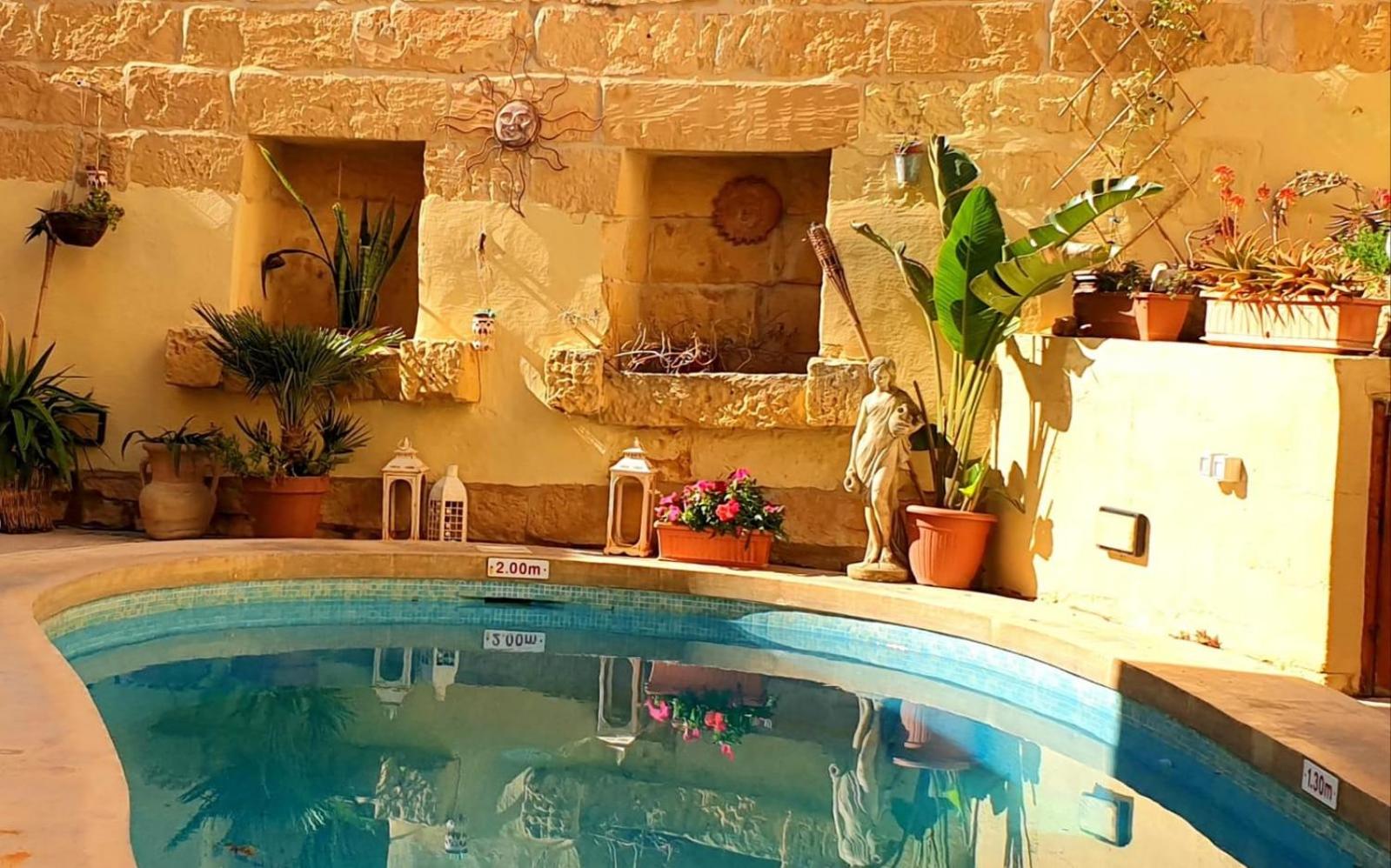Deluxe Double Room with Shower - Photo 43
