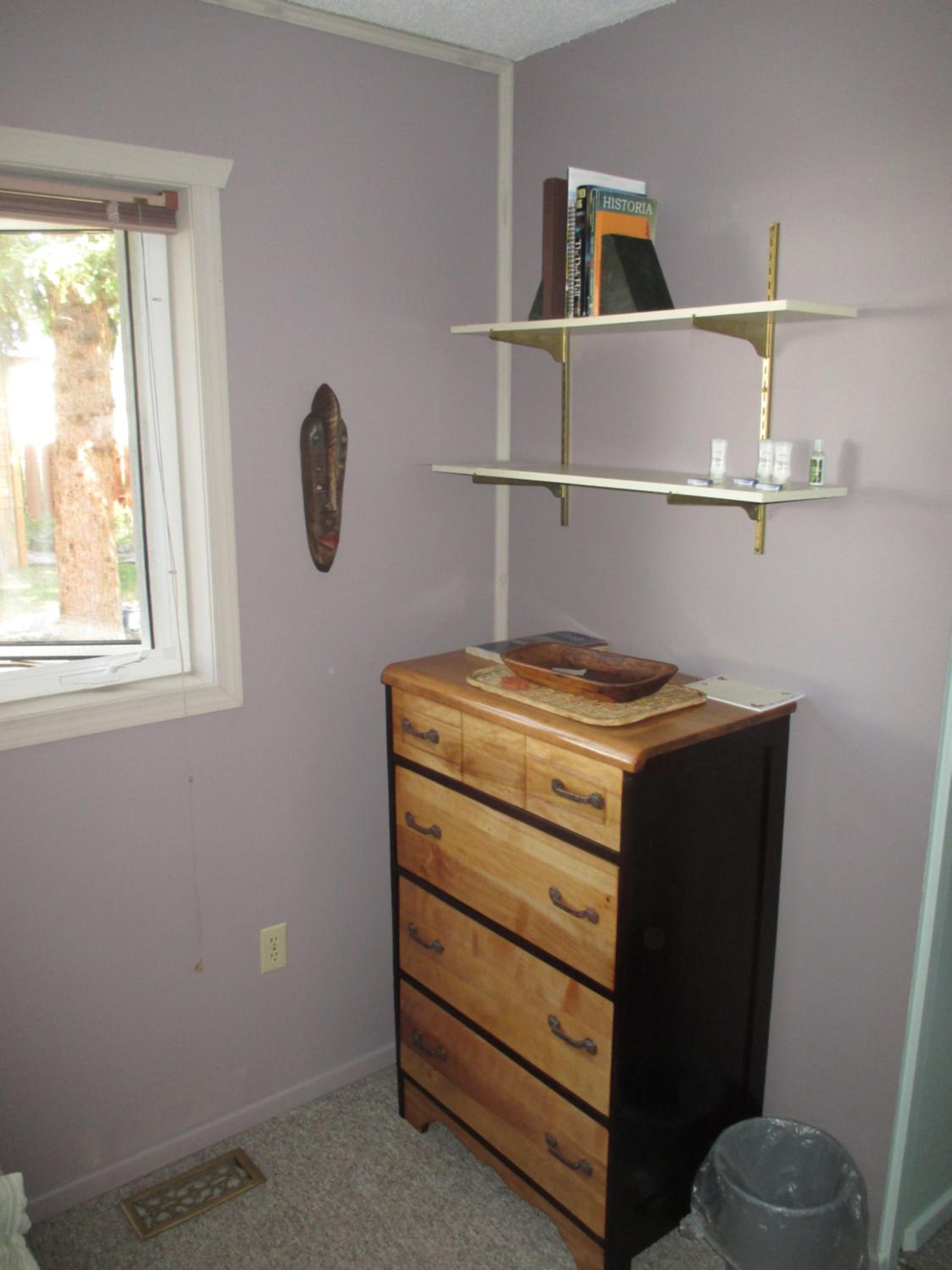 Double or Twin Room with Shared Bathroom photo 1