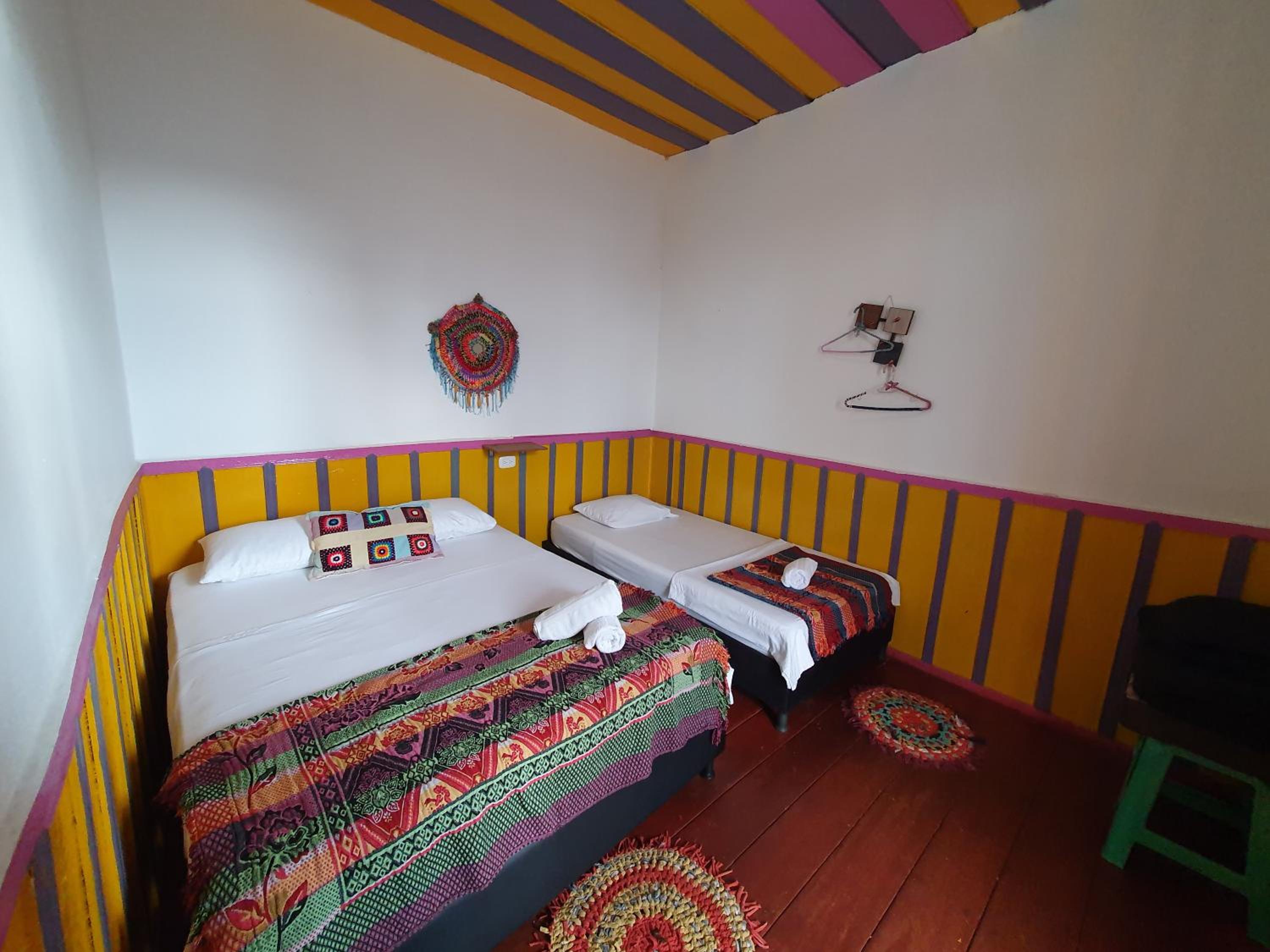 Queen Room photo 1