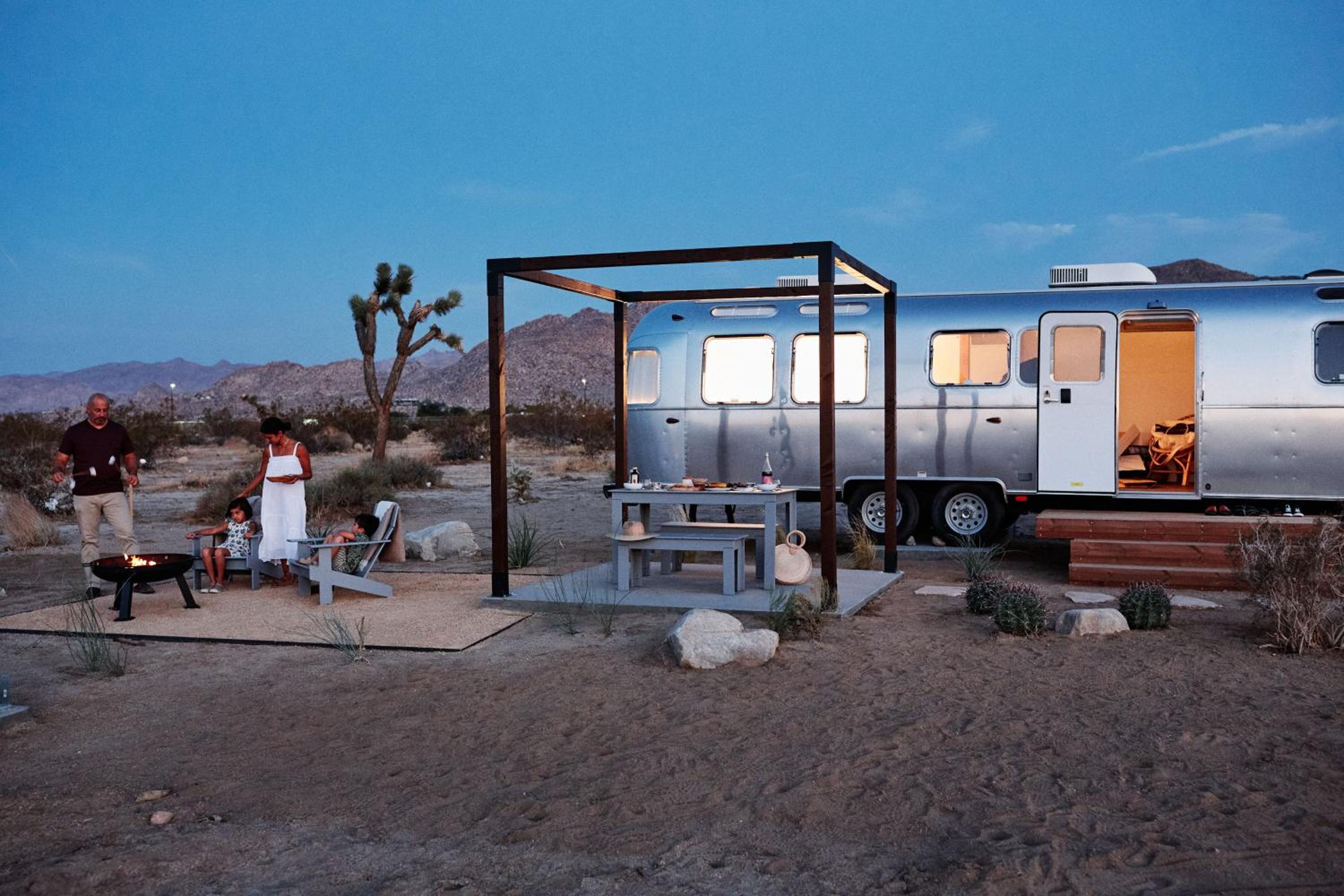 Premium Airstream Suite - Photo 12