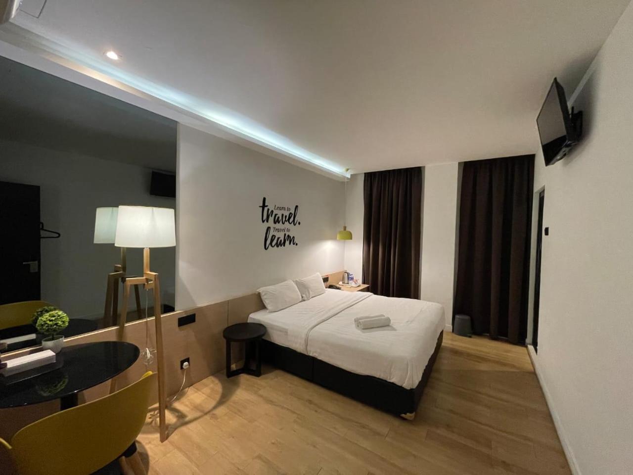 Superior Queen Room