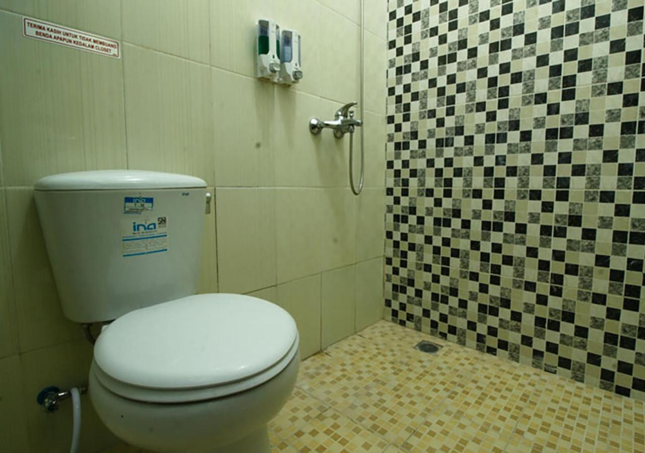 Three-Bedroom House - Photo 6