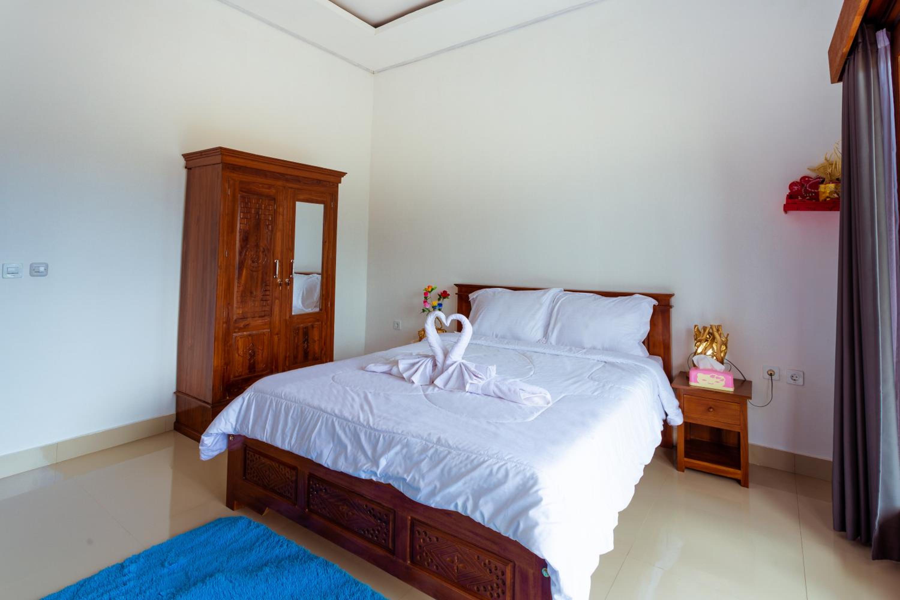 Deluxe Double Room - Photo 9