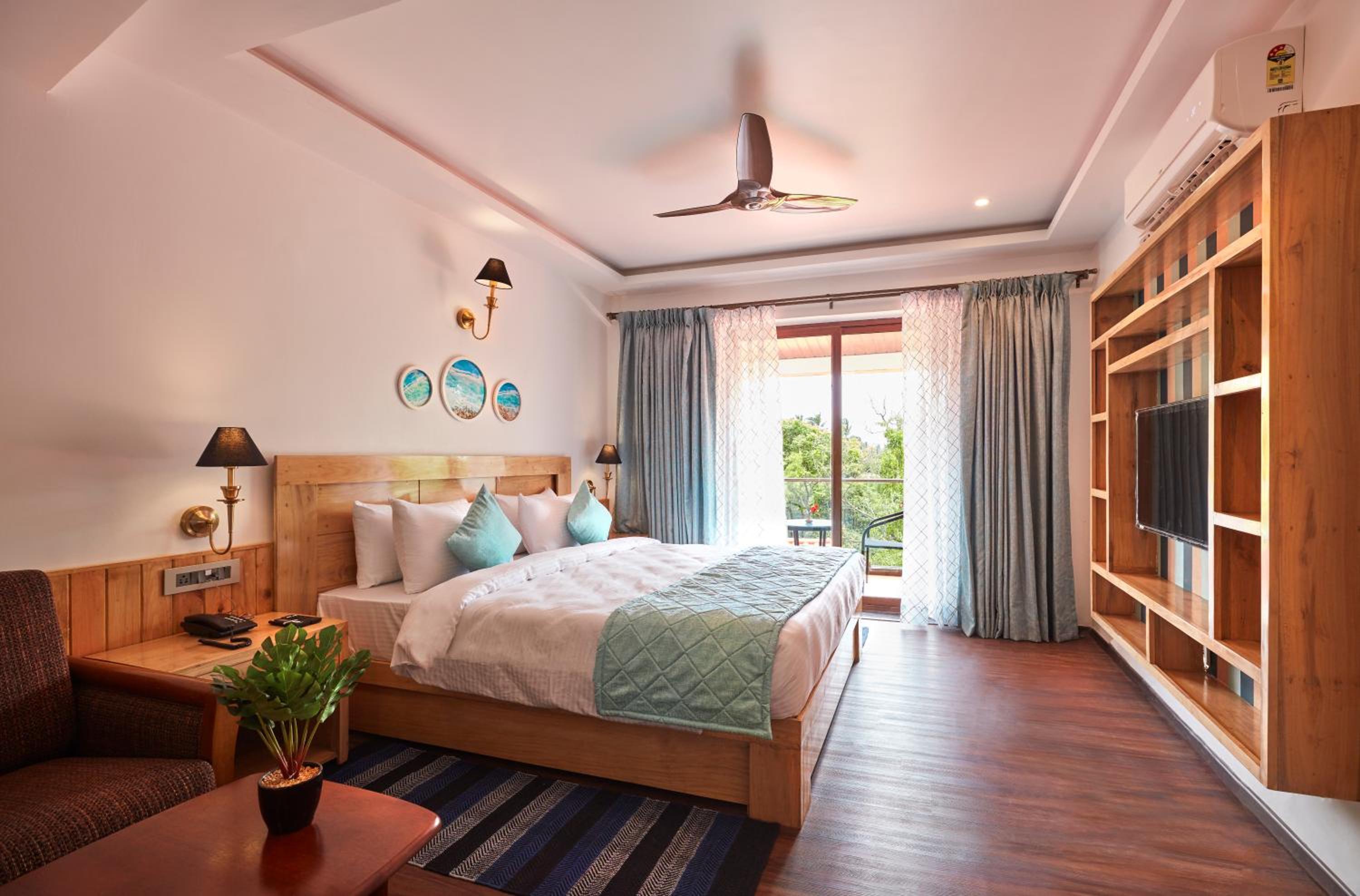 King Suite with Ocean View - Photo 3