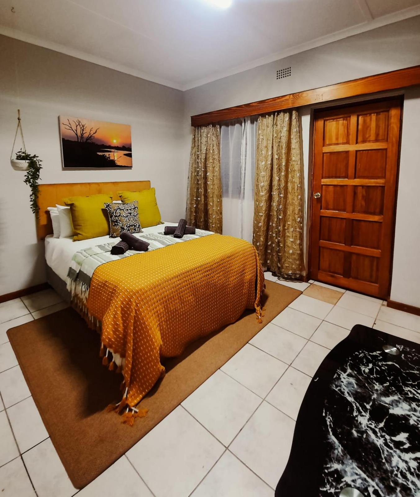 Standard Double Room - Photo 4