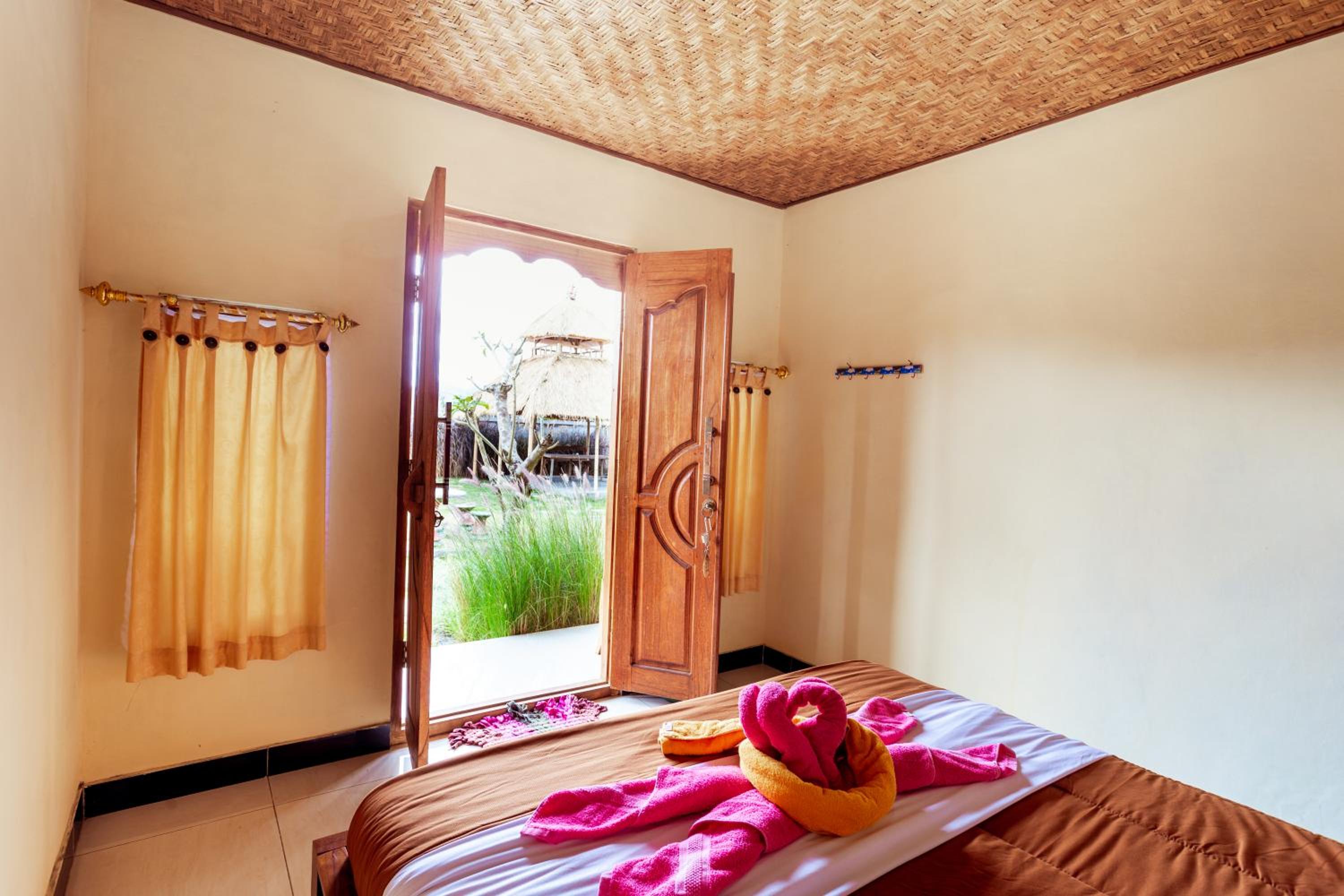 Deluxe Double Room - Photo 22