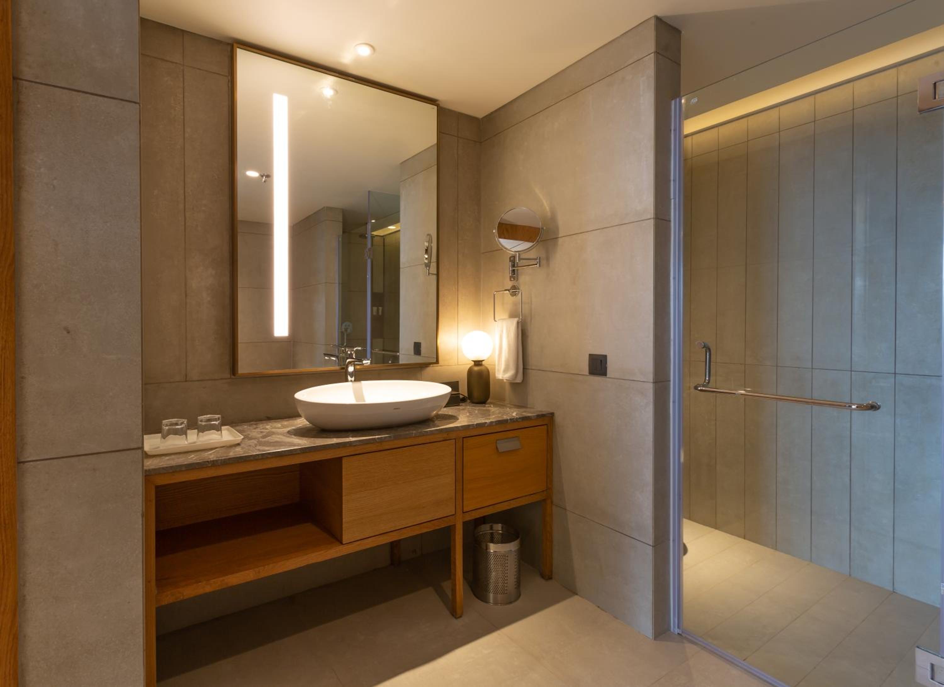 Suite with complimentary evening tea/coffee - Photo 6