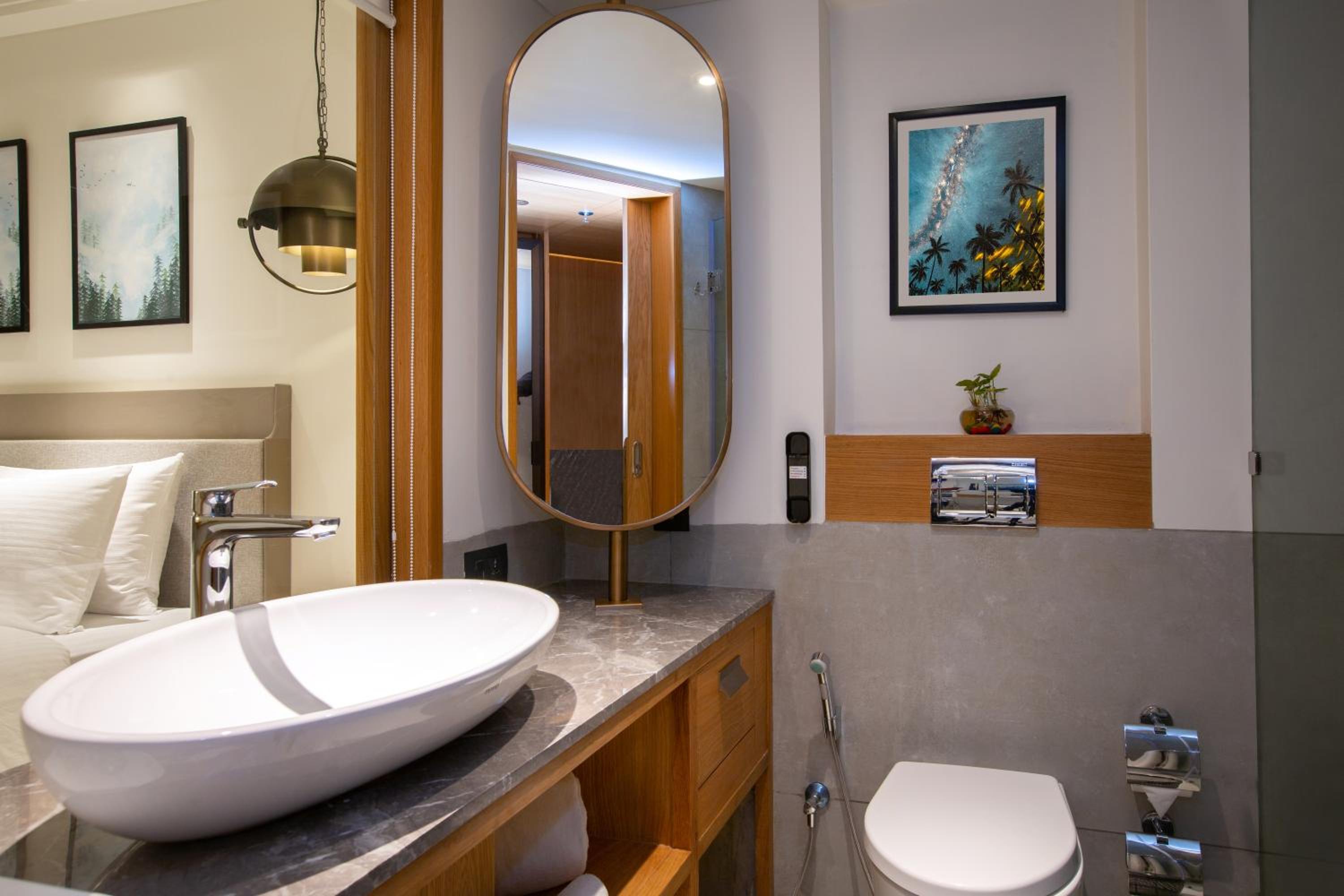 Deluxe Room - Balcony with complimentary evening tea/coffee - Photo 5