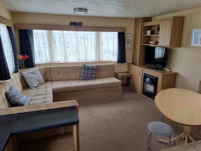 Mobile Home photo 1
