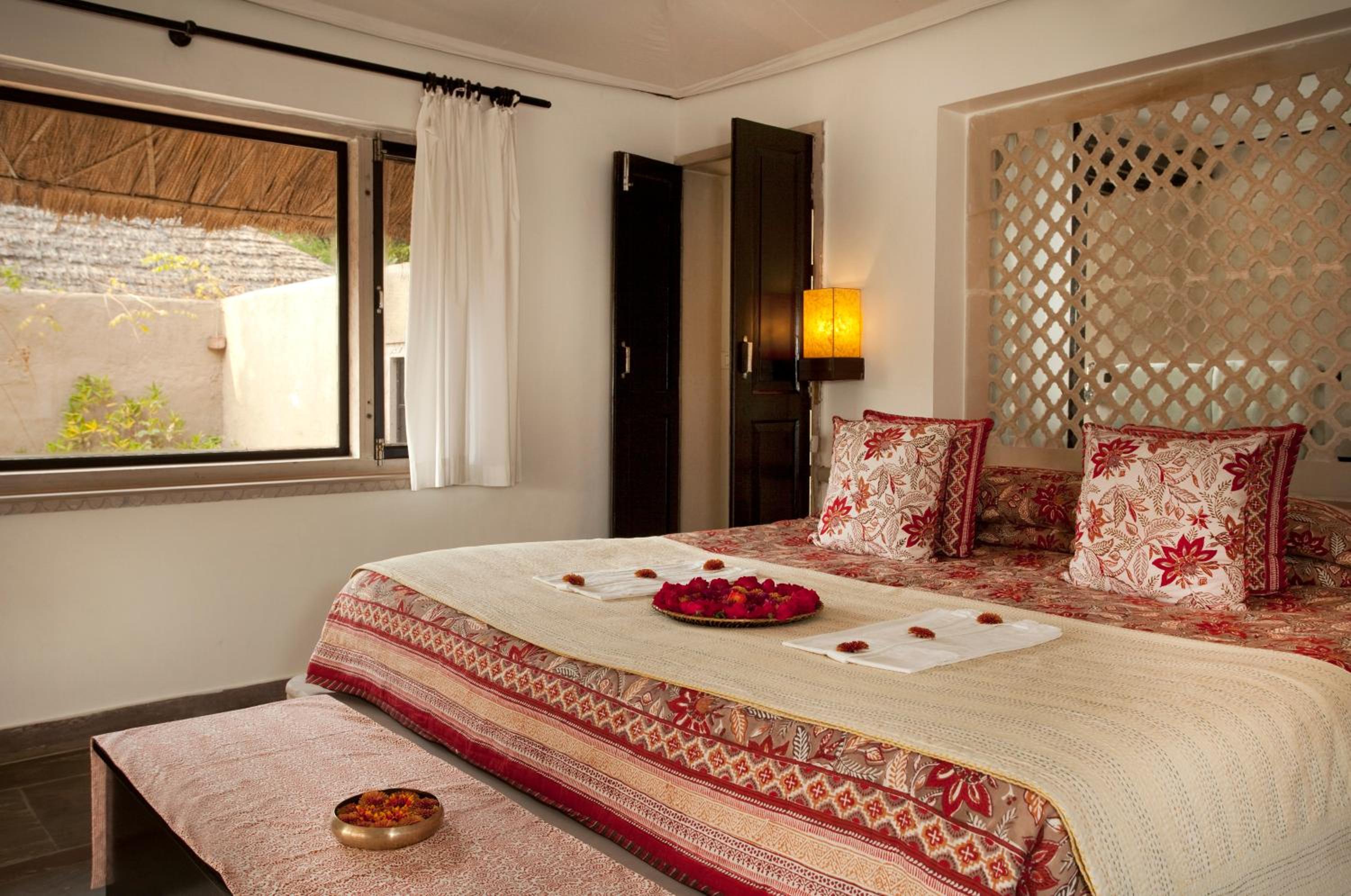Luxury Cottage with Forest View - Photo 7