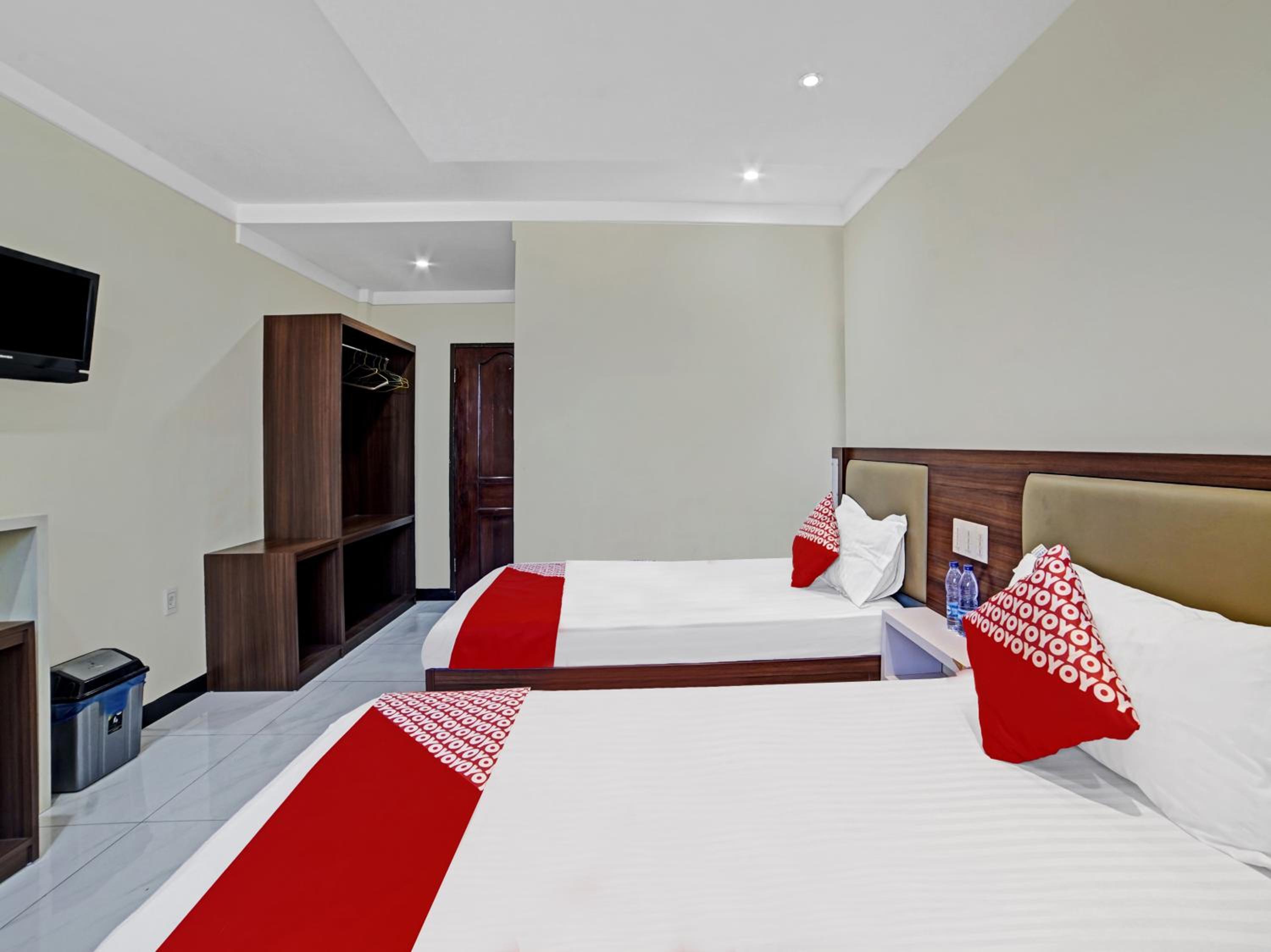 Superior Twin Room - Photo 4