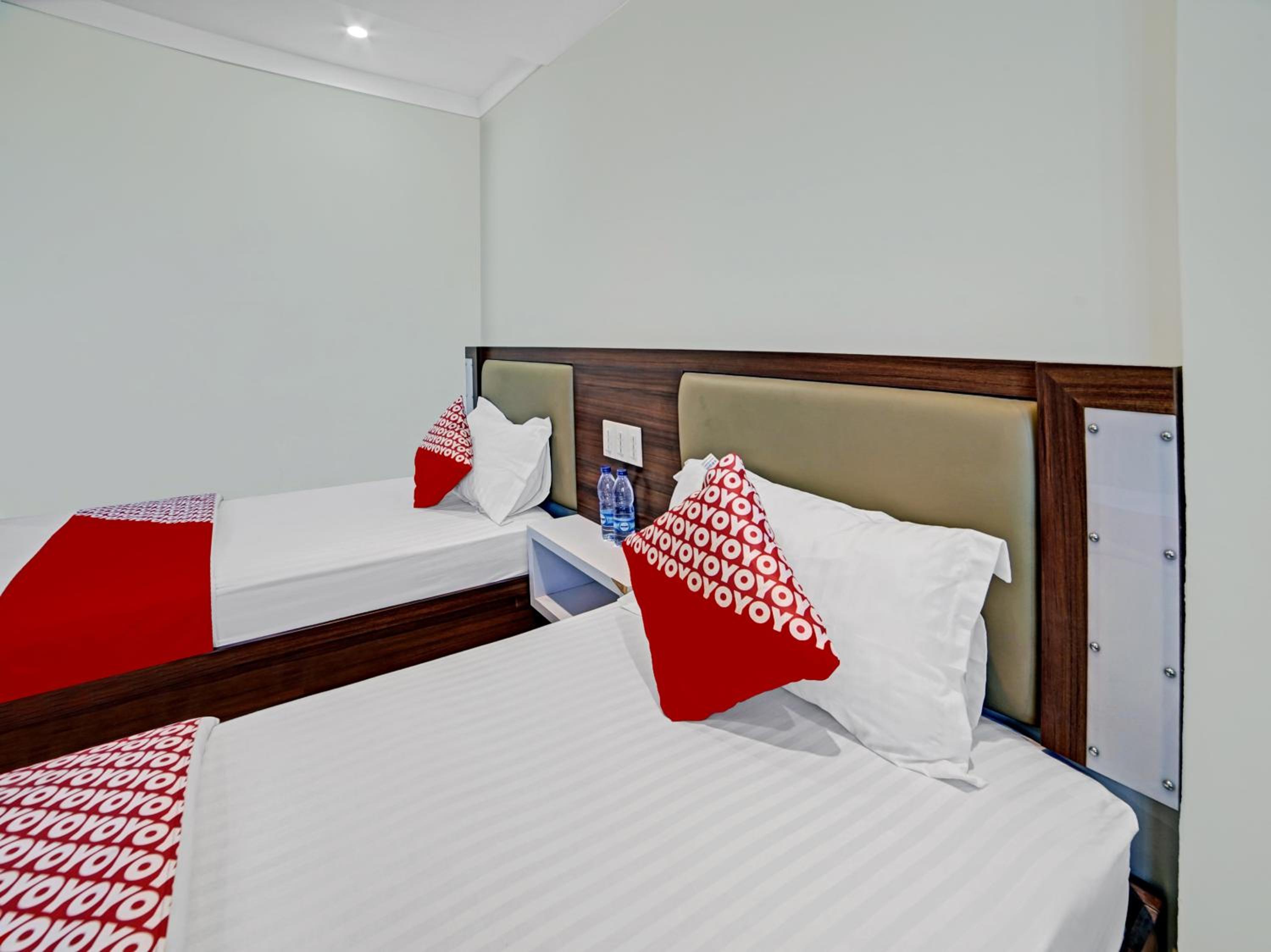 Superior Twin Room - Photo 6